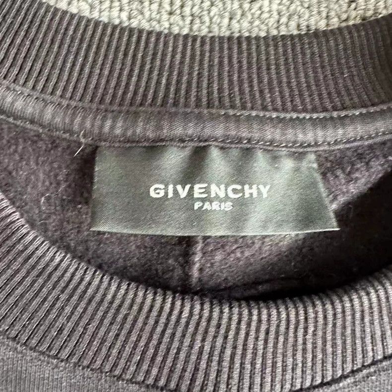 Givenchy Givenchy Dog Head Sweatshirt Size S, Used Several Times, C Size US S / EU 44-46 / 1 - 4 Thumbnail