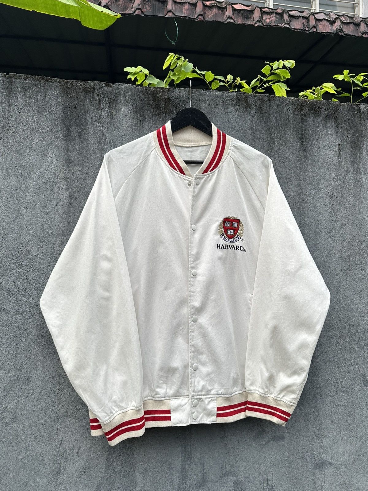Japanese Brand 👹GU X Harvard University Bomber Jacket Size US XL / EU 56 / 4 - 3 Thumbnail