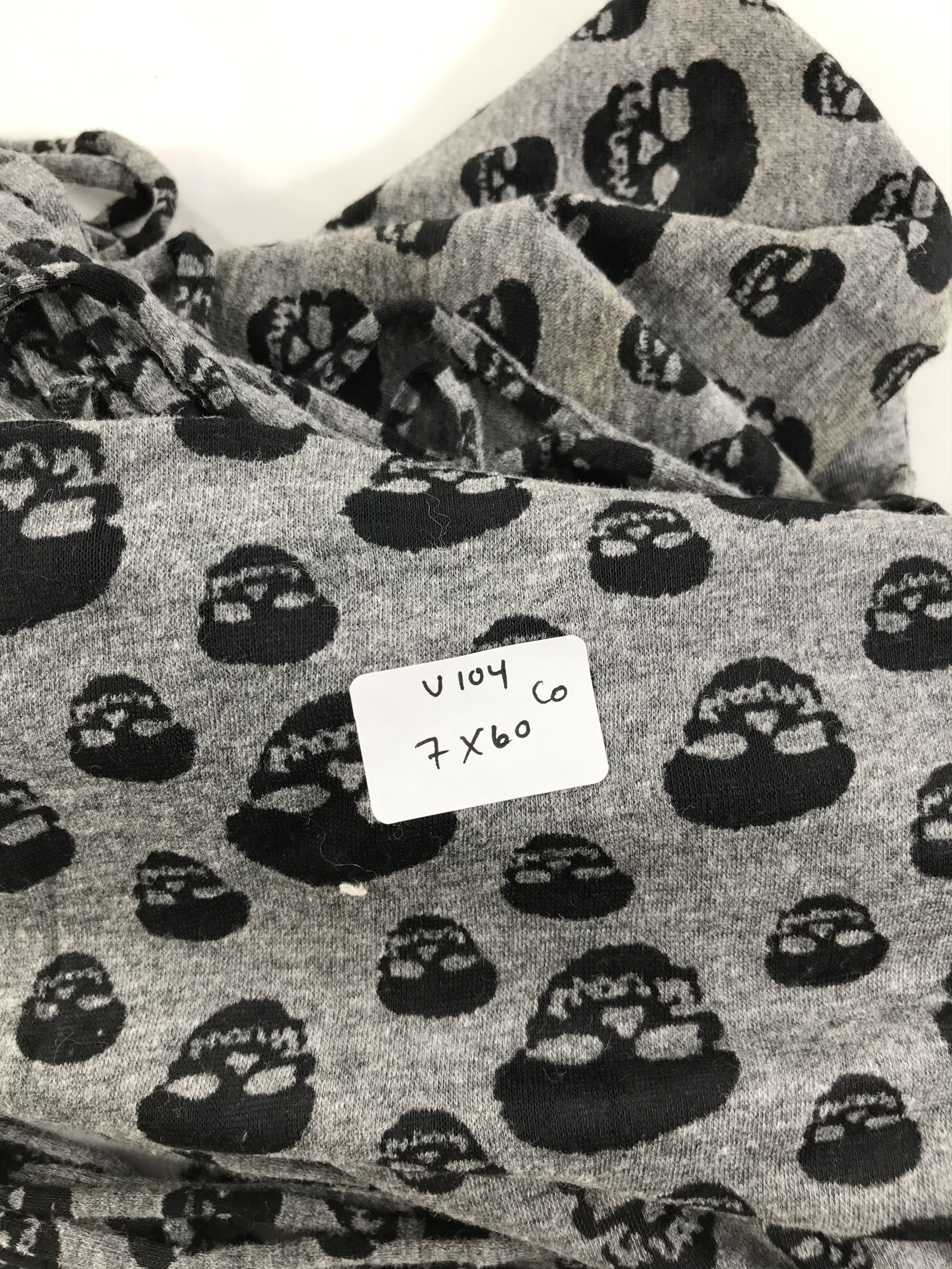 Seditionaries Skulls Fringe Scarf Muffler Wool V104 Size ONE SIZE - 4 Thumbnail
