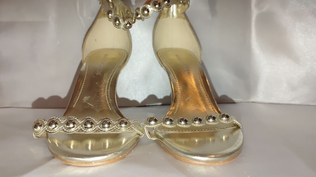 Marc Fisher Marc Fisher LTD Belia Gold Ankle Strap Sandals Size 7M Size US 7 / IT 37 - 5 Thumbnail