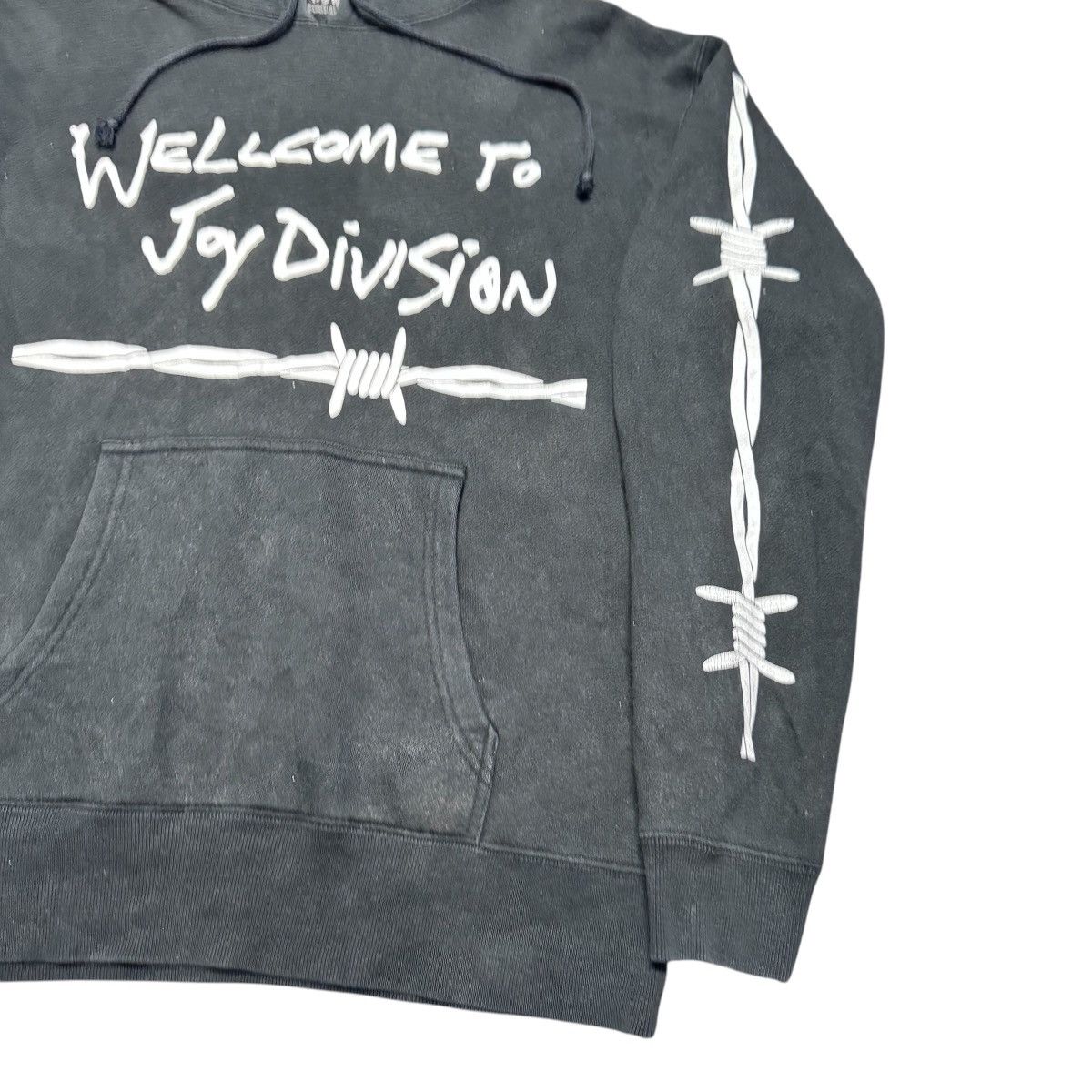 G.V.G.V. Nakid By GVGV Wellcome To Joy Division Hoodie Size US M / EU 48-50 / 2 - 4 Thumbnail