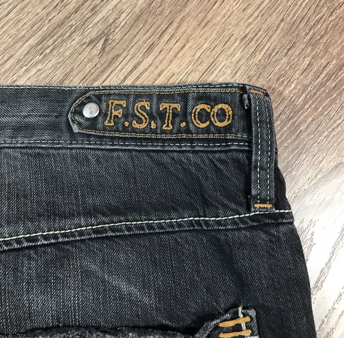 Japanese Brand × Vintage Vintage Distressed Denim Pants Jeans Size US 41 - 13 Thumbnail