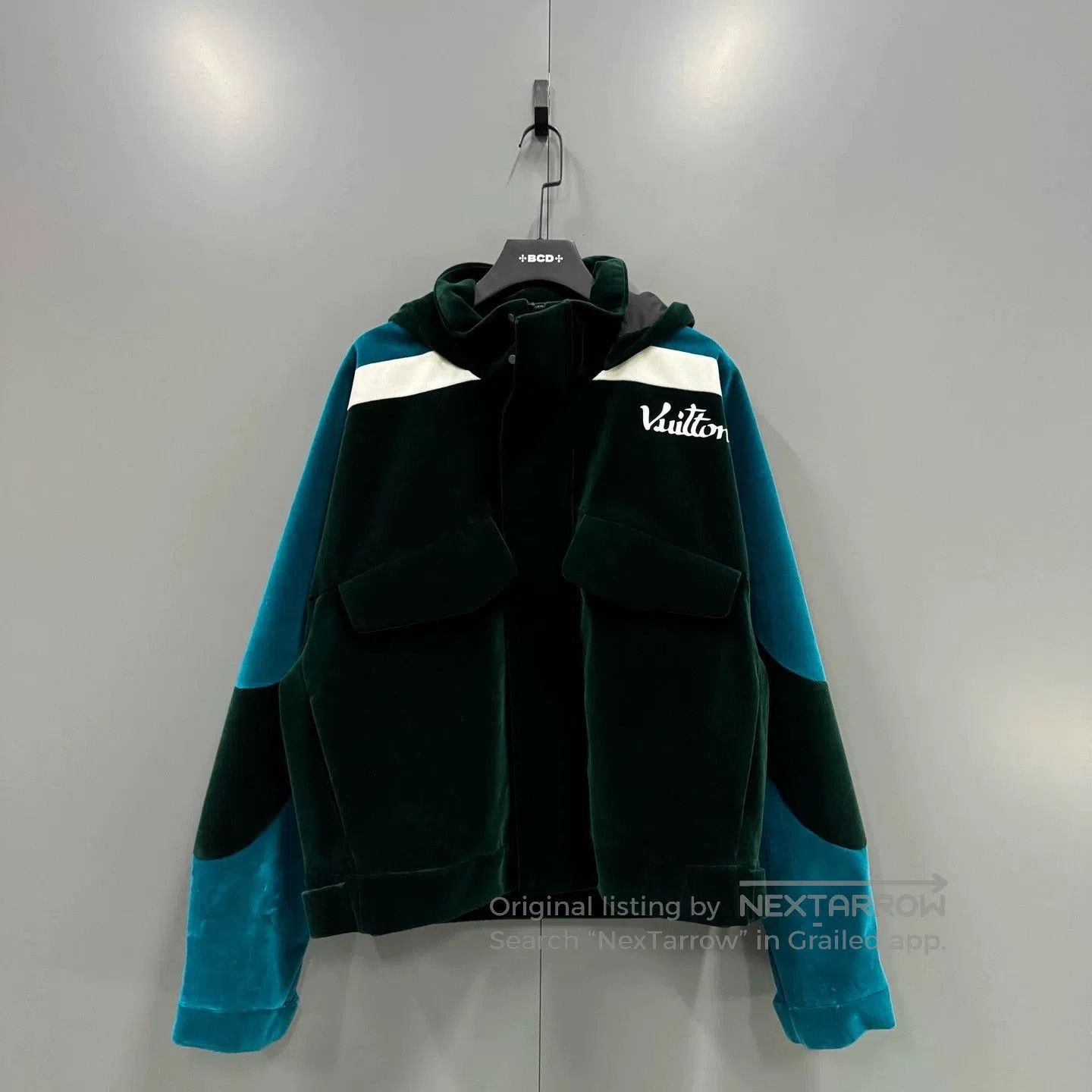 Louis Vuitton louis vuitton color-blocked hooded jacket. Size US L / EU 52-54 / 3 - 1 Thumbnail