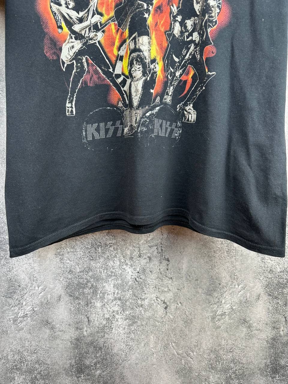 KISS KISS Band Tee Black Port & Company Cotton Rock Tour T-Shirt Size US L / EU 52-54 / 3 - 7 Thumbnail