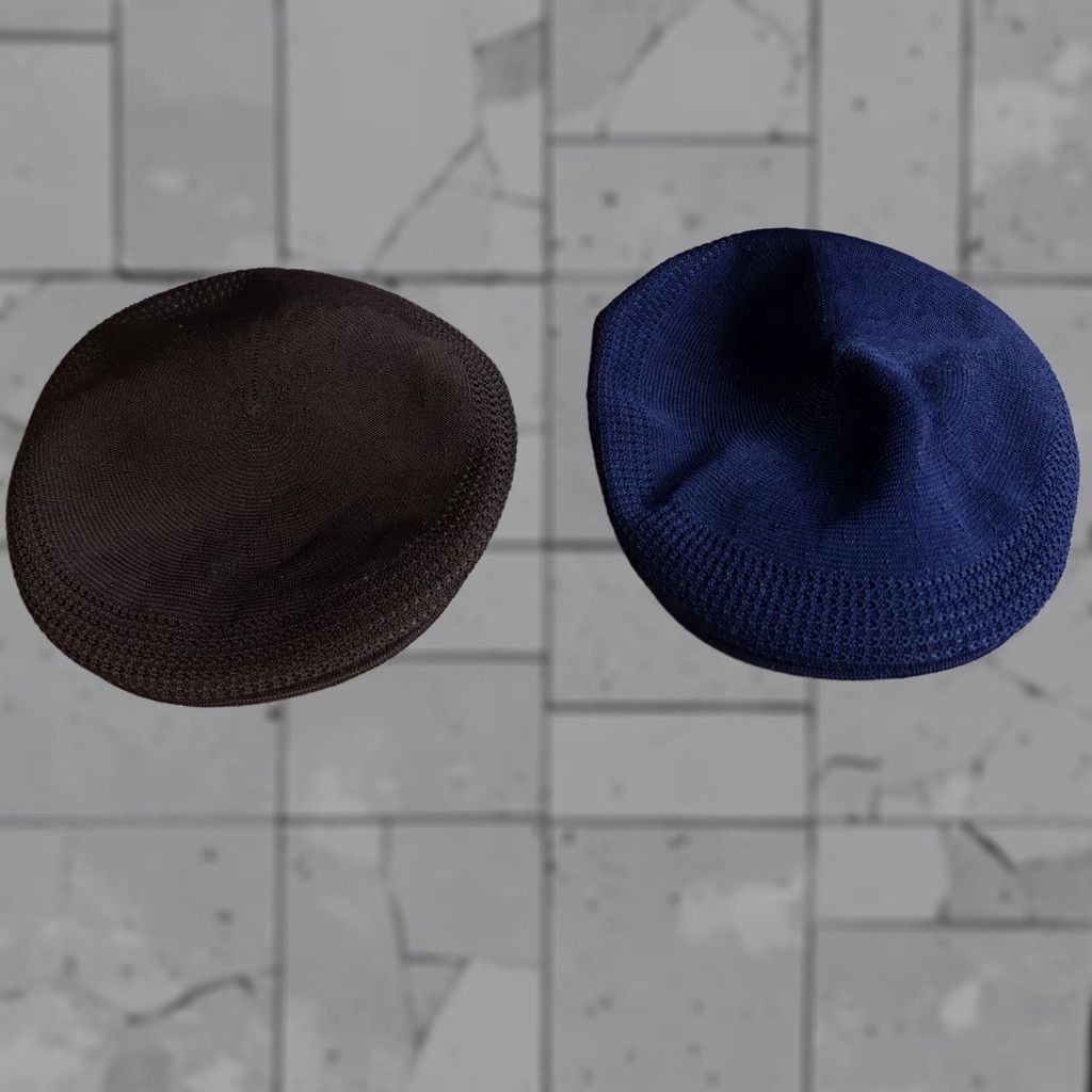 Kangol VINTAGE Kangol Hat Lot Medium Brown Blue Newsboy Tropic 504 Ventair KnIT Newsboy Cap Men M Blue Kangol Hat Lot Size ONE SIZE - 1 Thumbnail