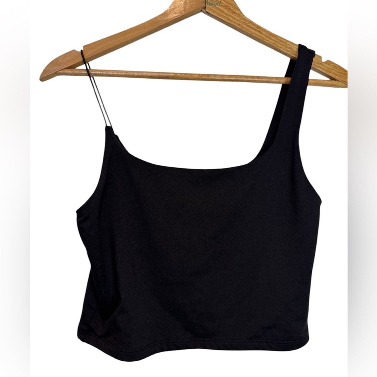 Forever 21 Forever 21 Black Cropped Lycra Tank Top Size Large Size L / US 10 / IT 46 - 2 Thumbnail