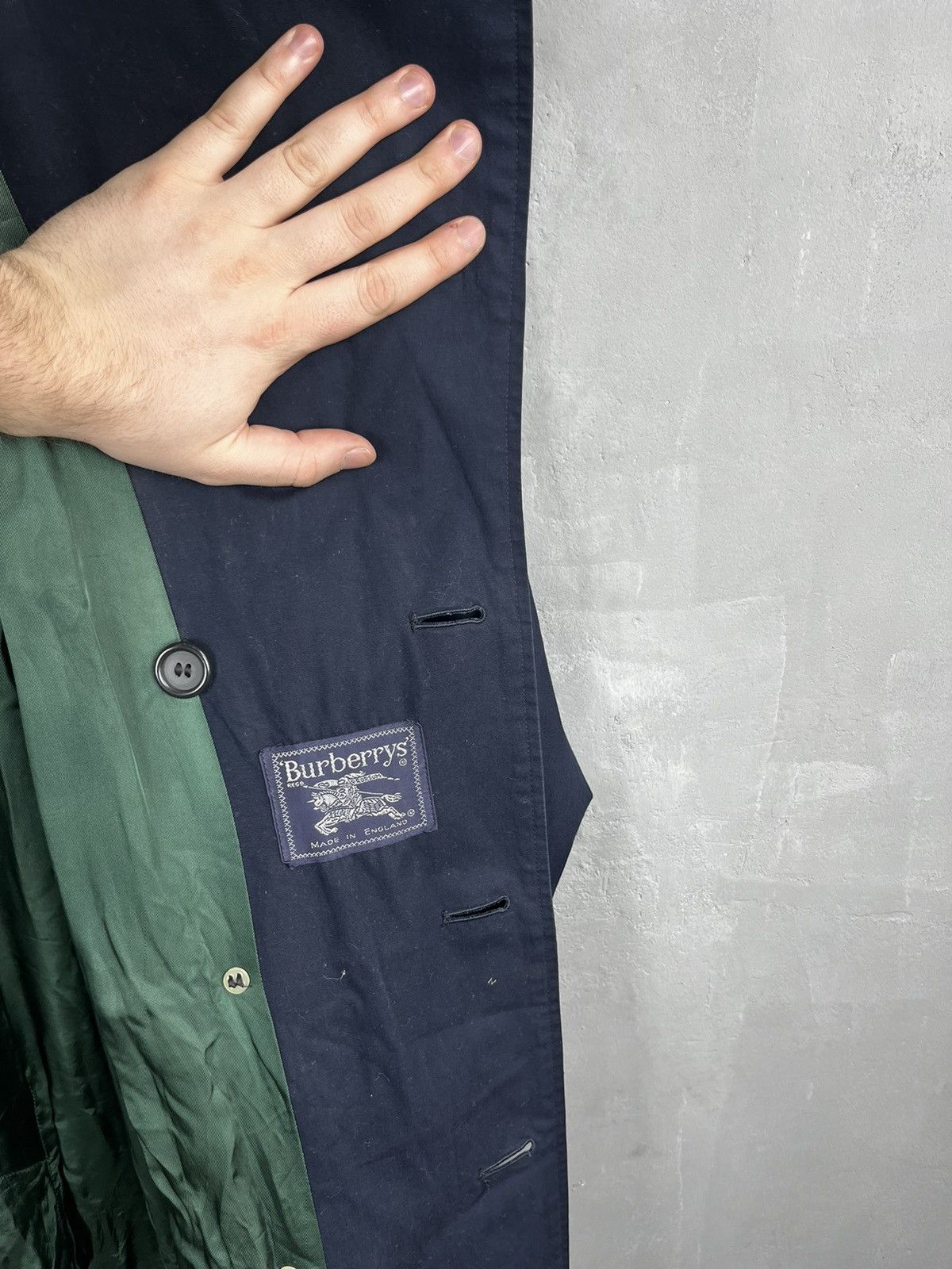 Burberry × Vintage burberrys trench coat men 90s vintage Size US XL / EU 56 / 4 - 4 Thumbnail