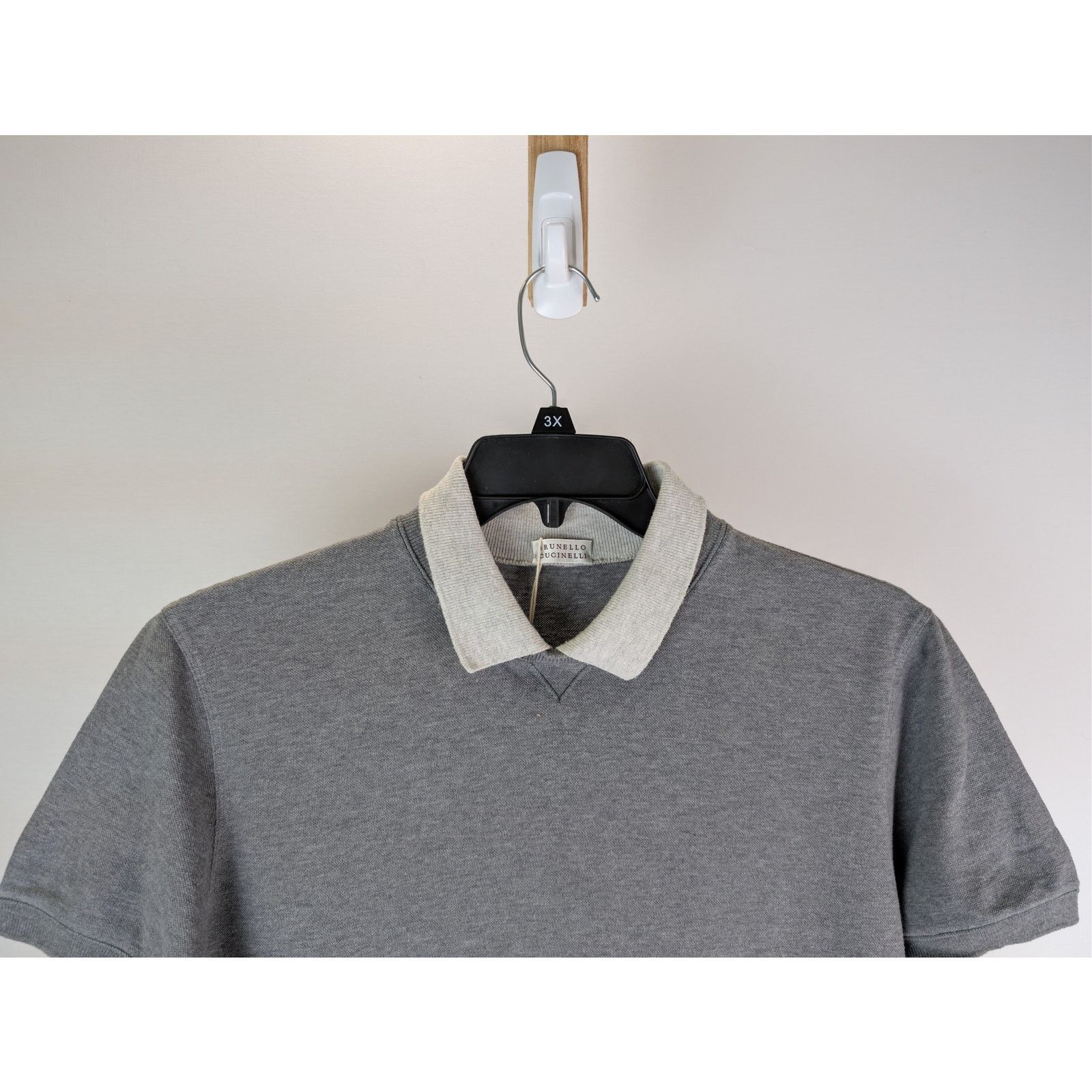 Brunello Cucinelli o1rshd1 CC20 grey cotton polo shirt with a white collar Size US M / EU 48-50 / 2 - 3 Thumbnail