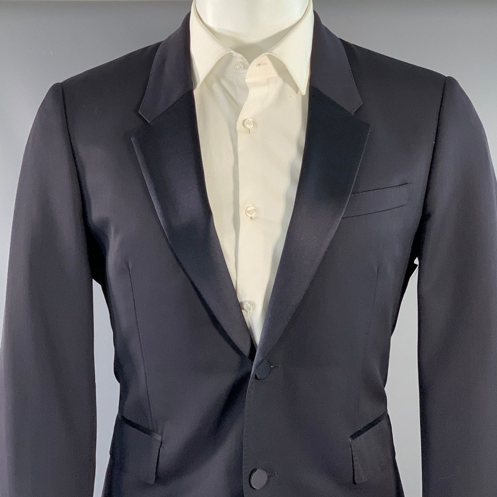 Burberry Prorsum BURBERRY PRORSUM Size 40 Navy Wool Notch Lapel Tuxedo Size 40R - 2 Thumbnail