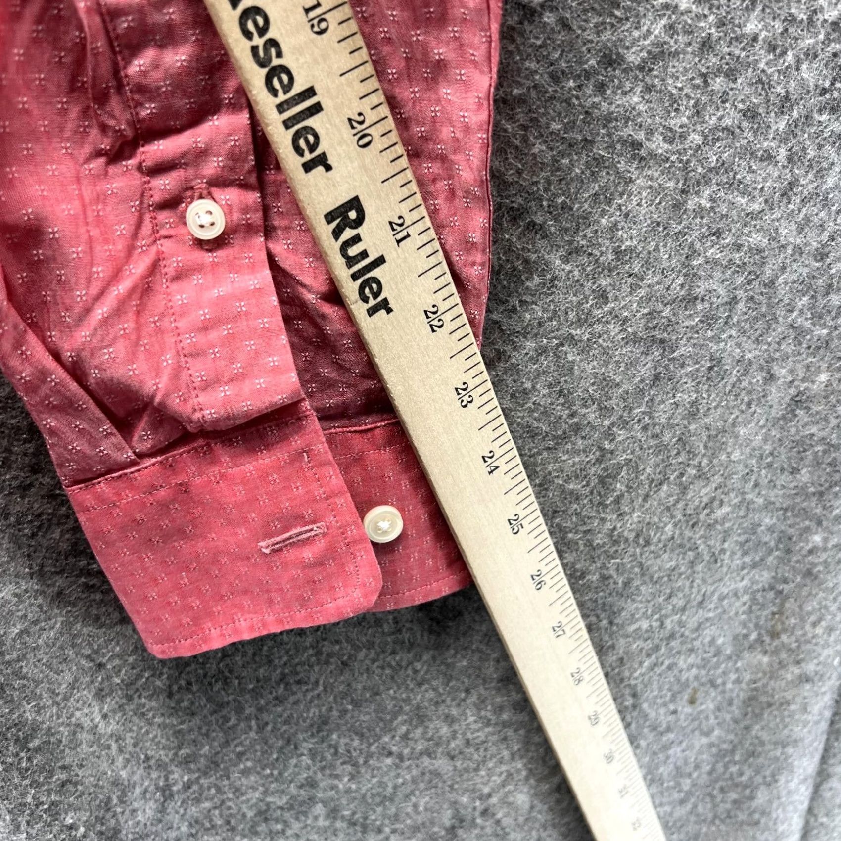 Banana Republic VINTAGE Banana Republic Shirt Men Medium Salmon Pink Dots Button Down Slim Fit Preppy Size US M / EU 48-50 / 2 - 4 Thumbnail
