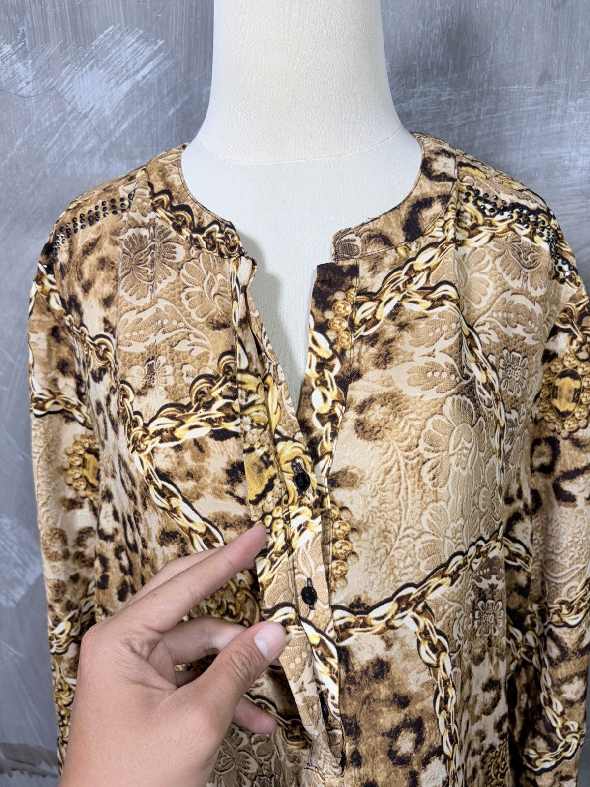 Jennifer Lopez Jennifer Lopez Women Half Button Up Shirt Size XL / US 12-14 / IT 48-50 - 4 Thumbnail