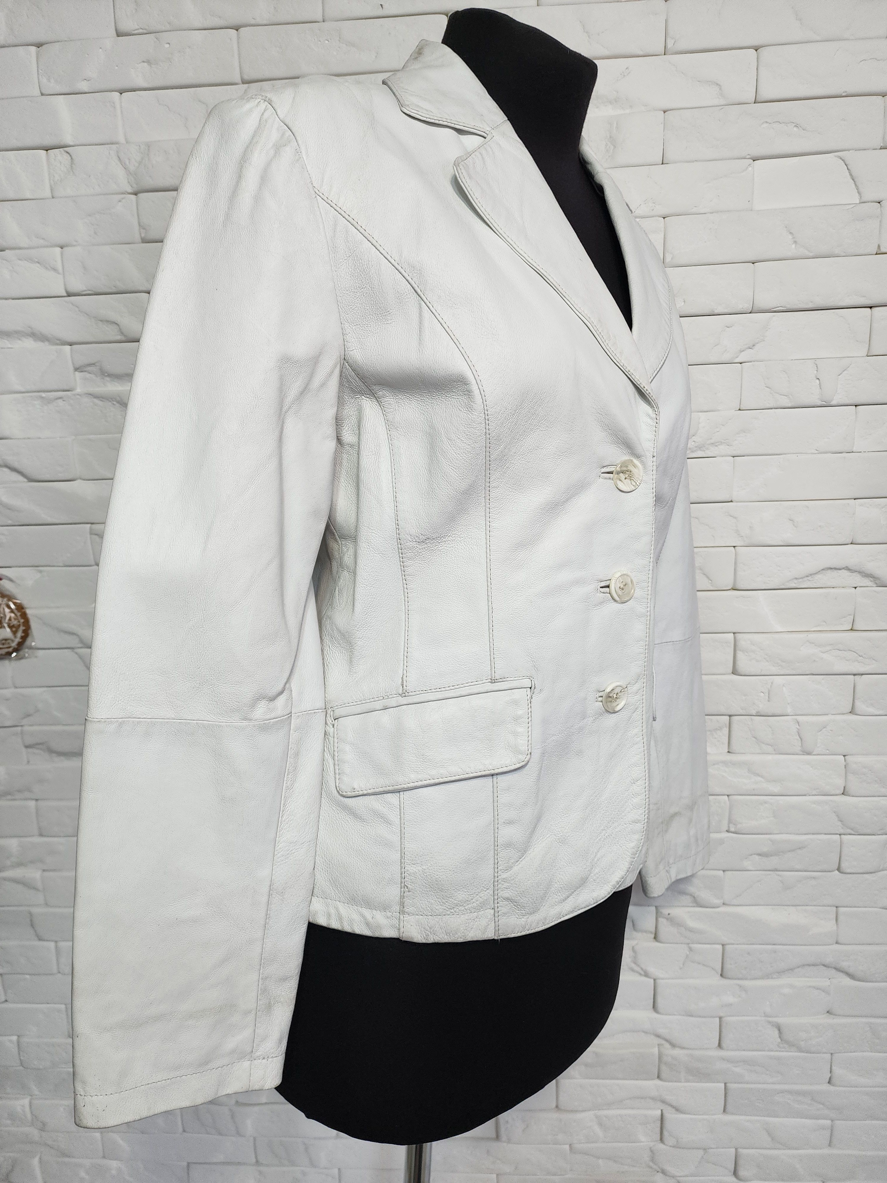 Genuine Leather White Leather Jacket. Women's Outwear Size M / US 6-8 / IT 42-44 - 3 Thumbnail