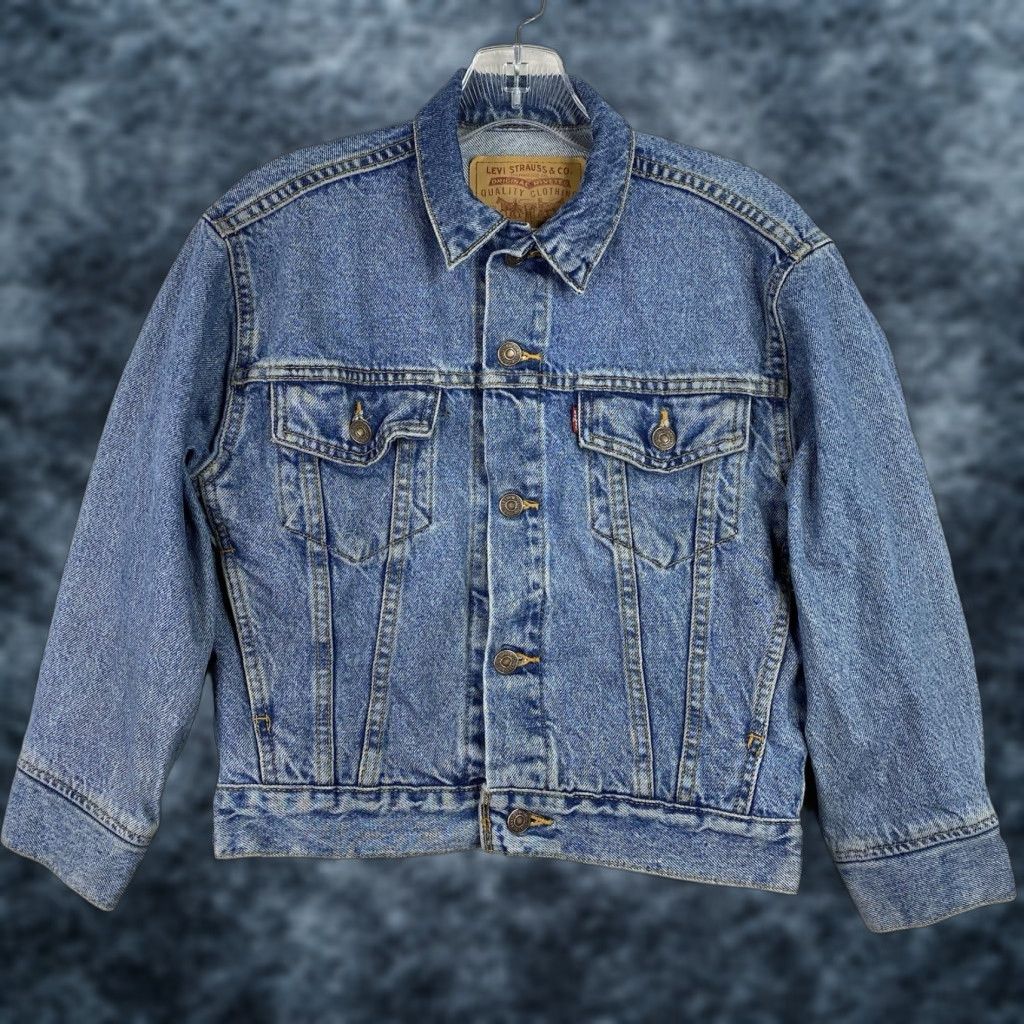 Levi's VINTAGE Levi's Trucker Denim Jacket Women's S 8/10 Cropped Stone Washed 90s City Classic Hipster Jeans Size 28" / US 6 / IT 42 - 1 Thumbnail