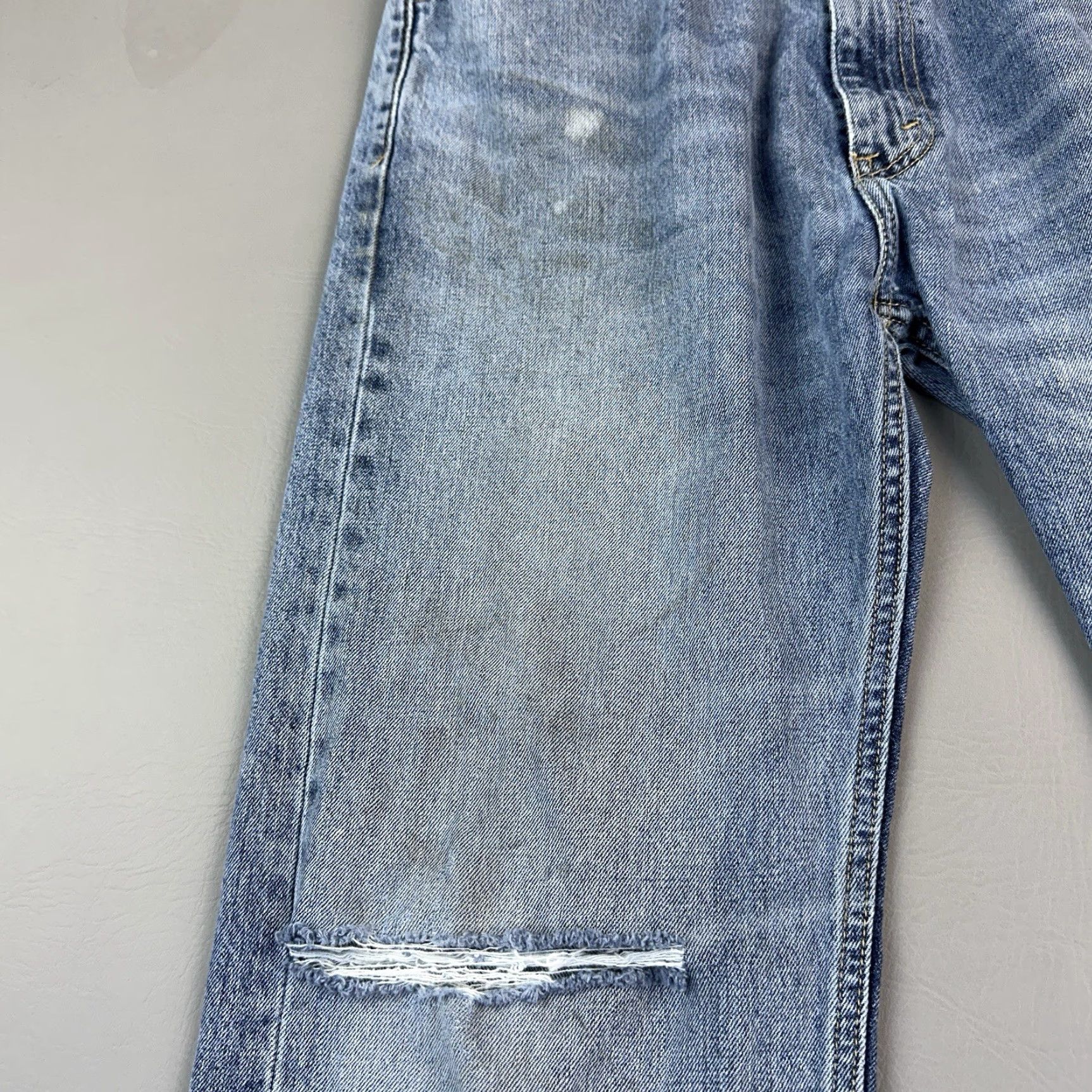 Levi's Levis 505 Jeans Mens 36x34 Blue Light Wash Regular Fit Straight Distressed Work Jeans Size US 36 / EU 52 - 2 Thumbnail