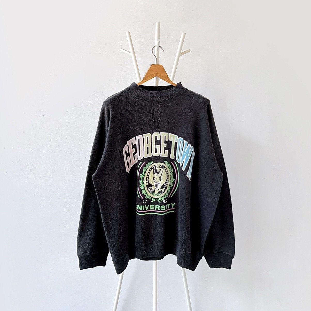 Vintage 90s Georgetown University sweatshirt/ XL Size US XL / EU 56 / 4 - 1 Thumbnail