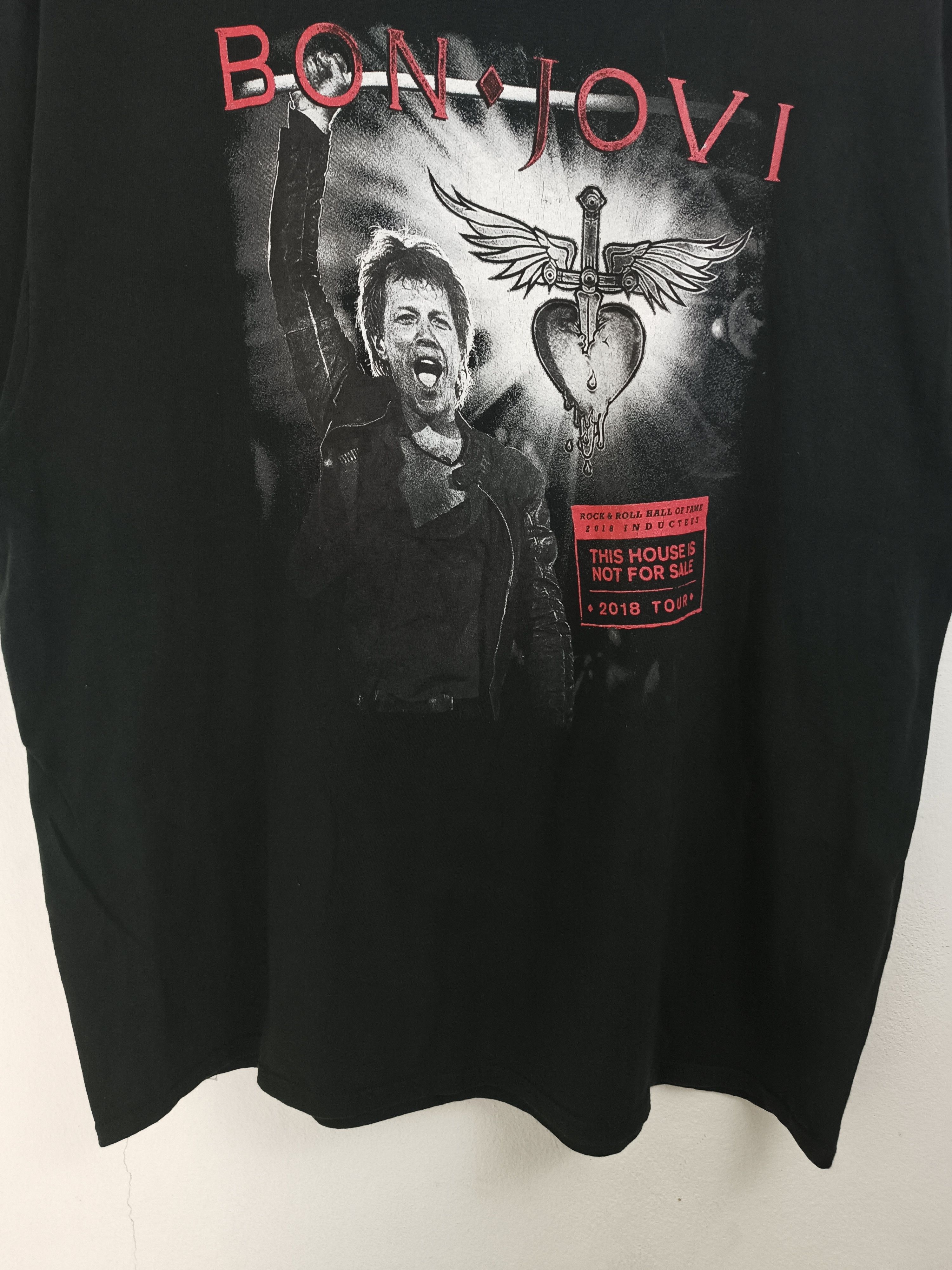 Band Tees VINTAGE 2018 BON JOVI TOUR HALL OF FAME kiss acdc gnr Size US XXL / EU 58 / 5 - 7 Thumbnail