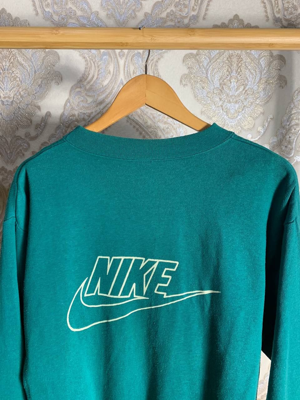 Nike Vintage Nike Big Logo Swoosh Retro Sweatshirt Y2K 90s USa Size US M / EU 48-50 / 2 - 9 Thumbnail