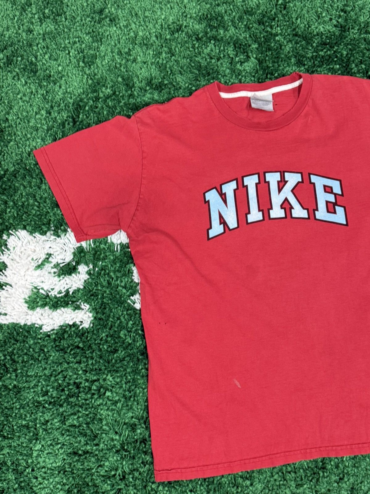 Nike Vintage Nike Silver Tag Red Blue Arc Logo Swoosh Tee XL Size US XL / EU 56 / 4 - 2 Thumbnail
