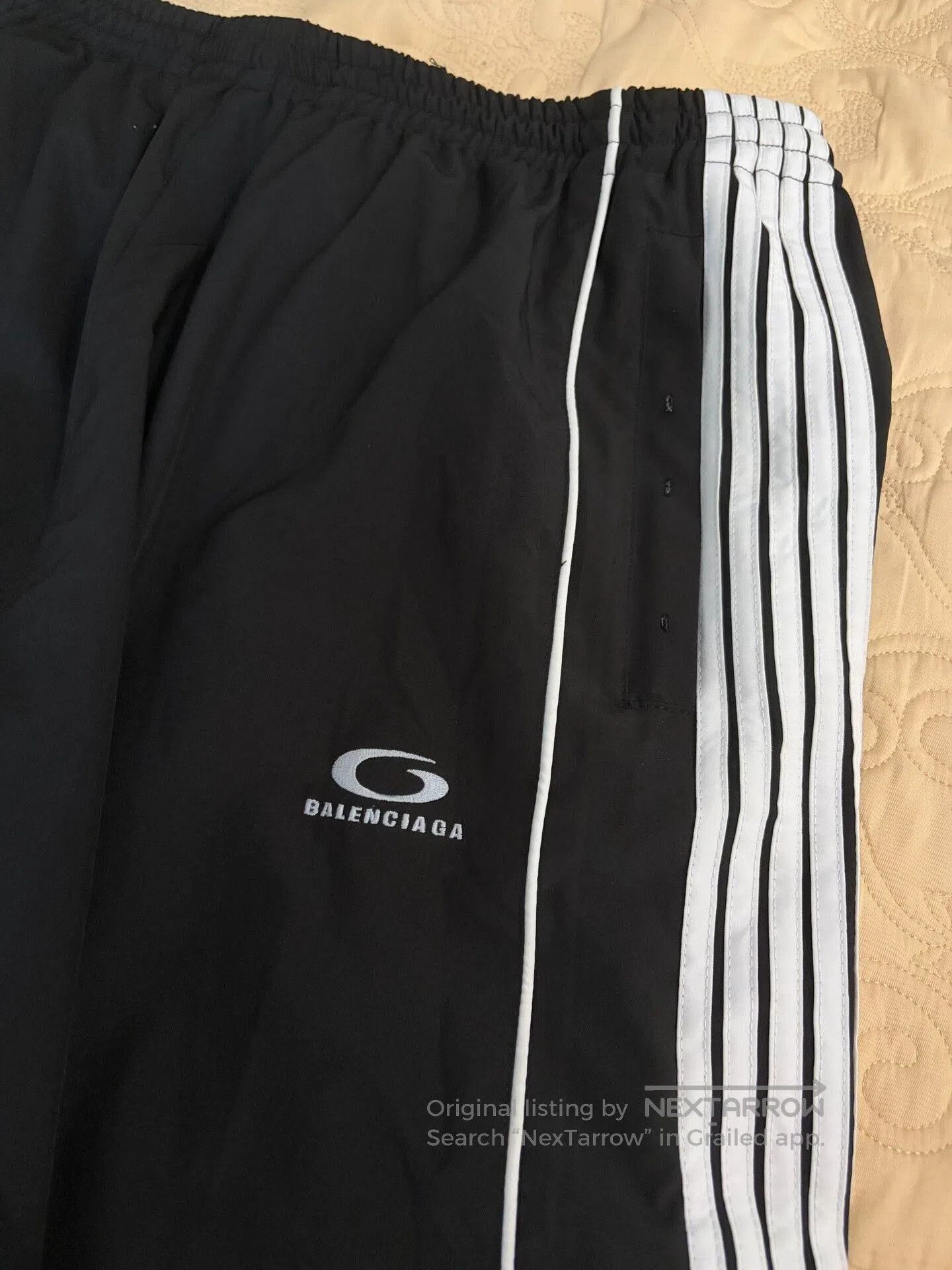Balenciaga balenciaga black tracksuit pants for men. Size US 34 / EU 50 - 6 Thumbnail