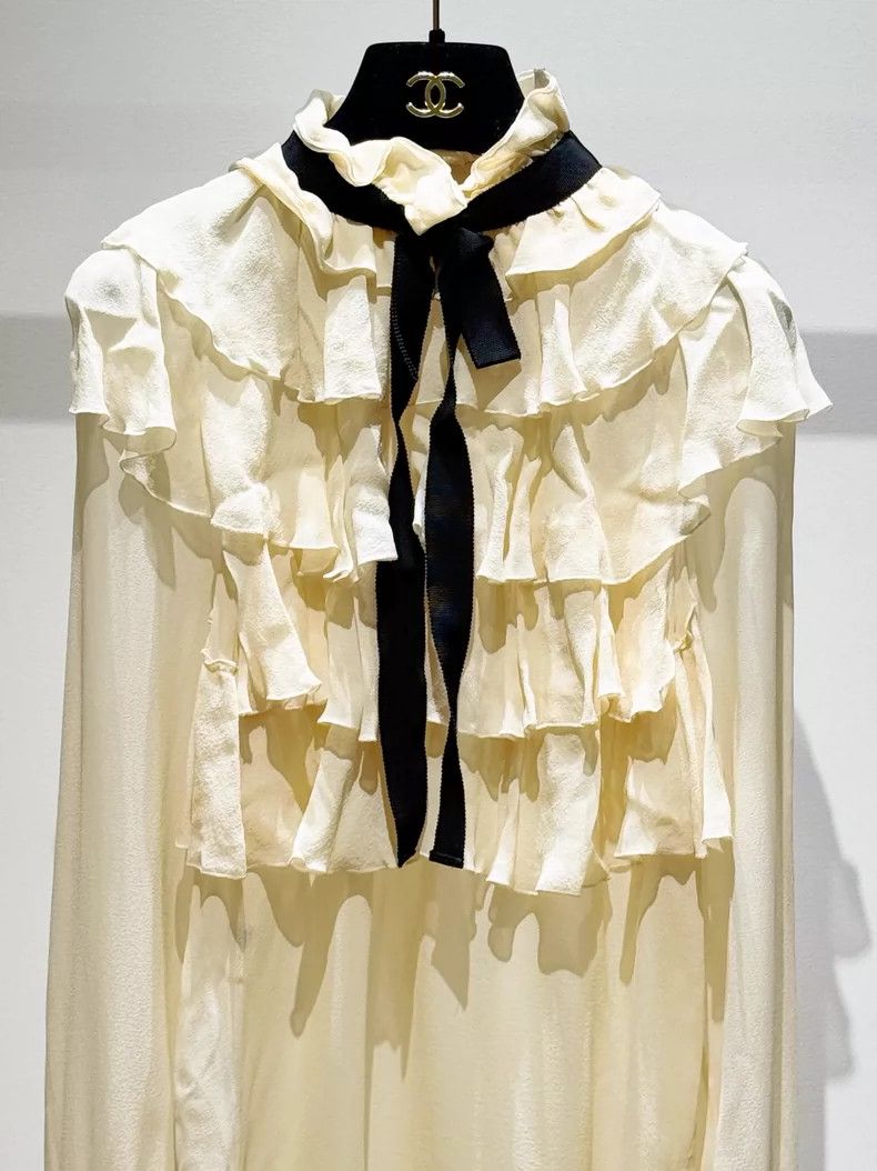 Gucci Gucci Ruffled silk shirt Nextarrow-2505 Size XS / US 0-2 / IT 36-38 - 2 Thumbnail