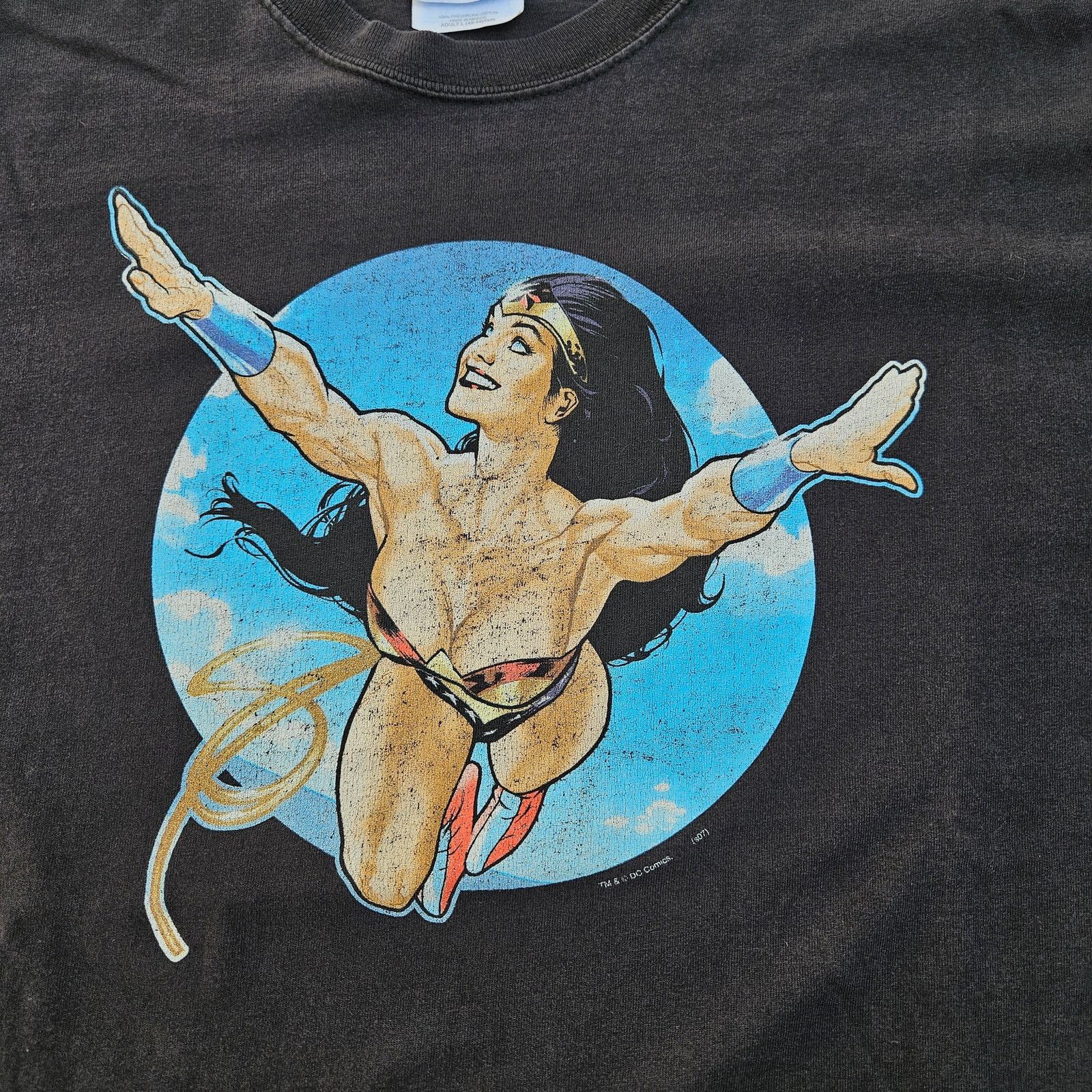Hanes Vintage Wonder Women DC T shirt Size XL Graphitti Designs Size US XL / EU 56 / 4 - 2 Thumbnail