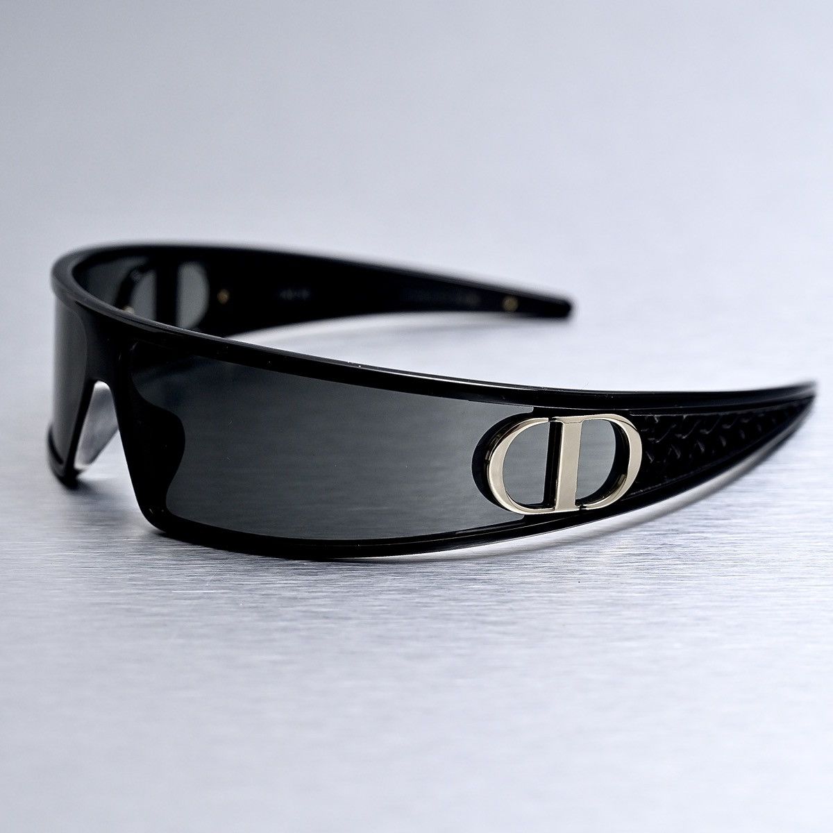 Dior DIOR VERYDIOR M1U 10A0 SUNGLASSES Size ONE SIZE - 2 Thumbnail