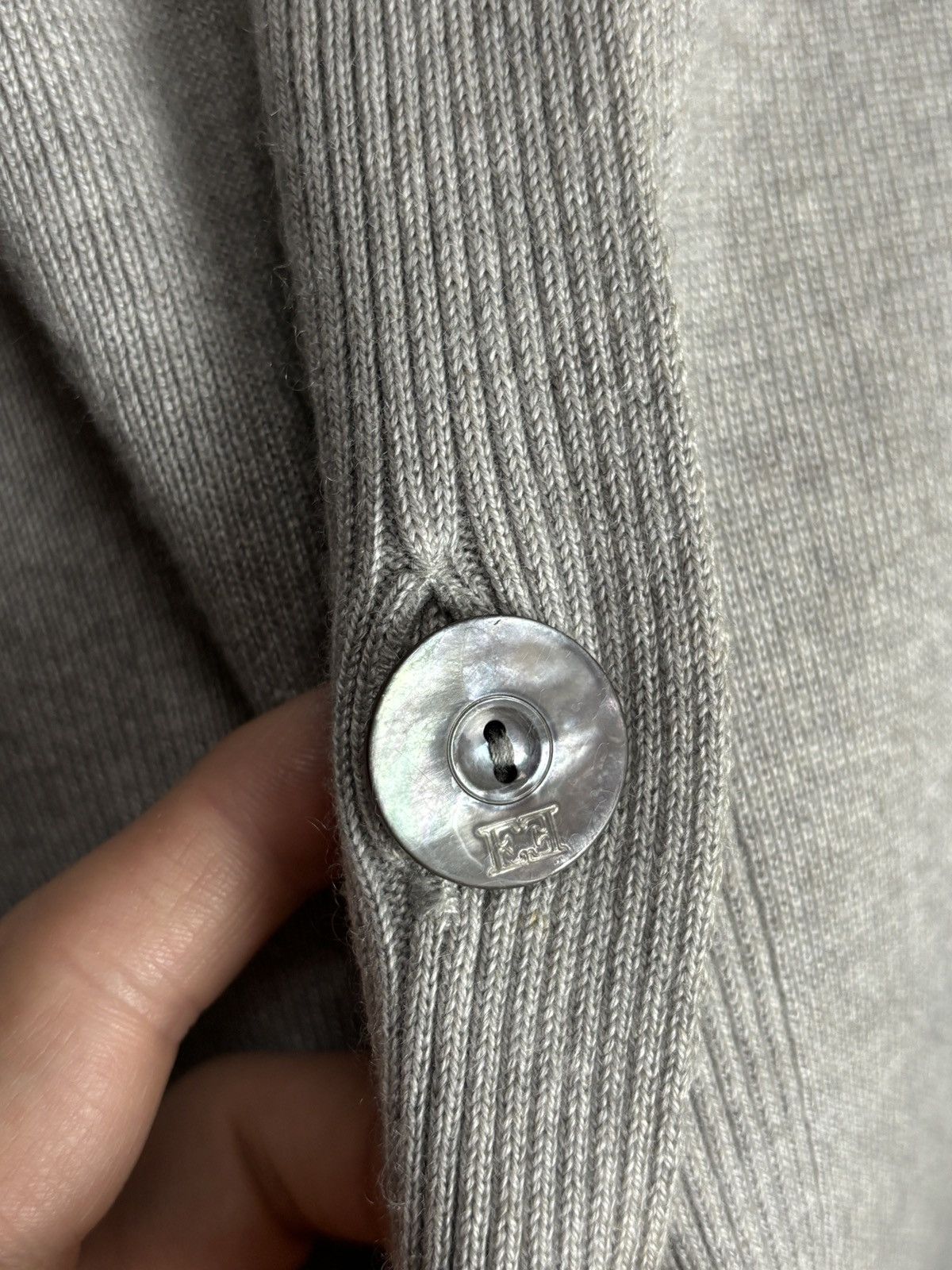 Escada Vintage Escada Silk Cashmere Buttoned Cardigan Size S / US 4 / IT 40 - 8 Thumbnail