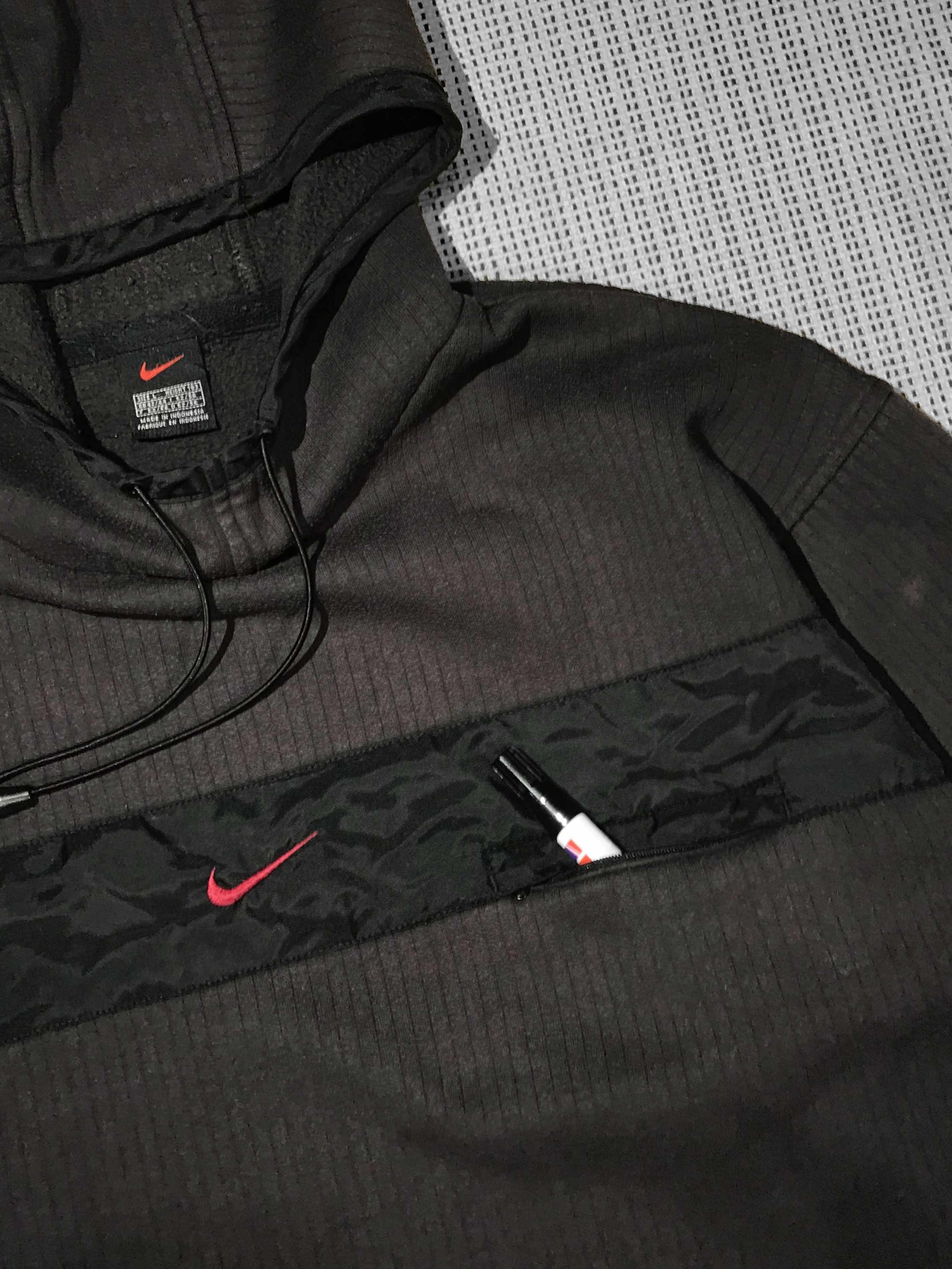 Nike Vintage brown 90s NIKE ‘centre swoosh’ sweatshirt (M) Size US M / EU 48-50 / 2 - 5 Thumbnail