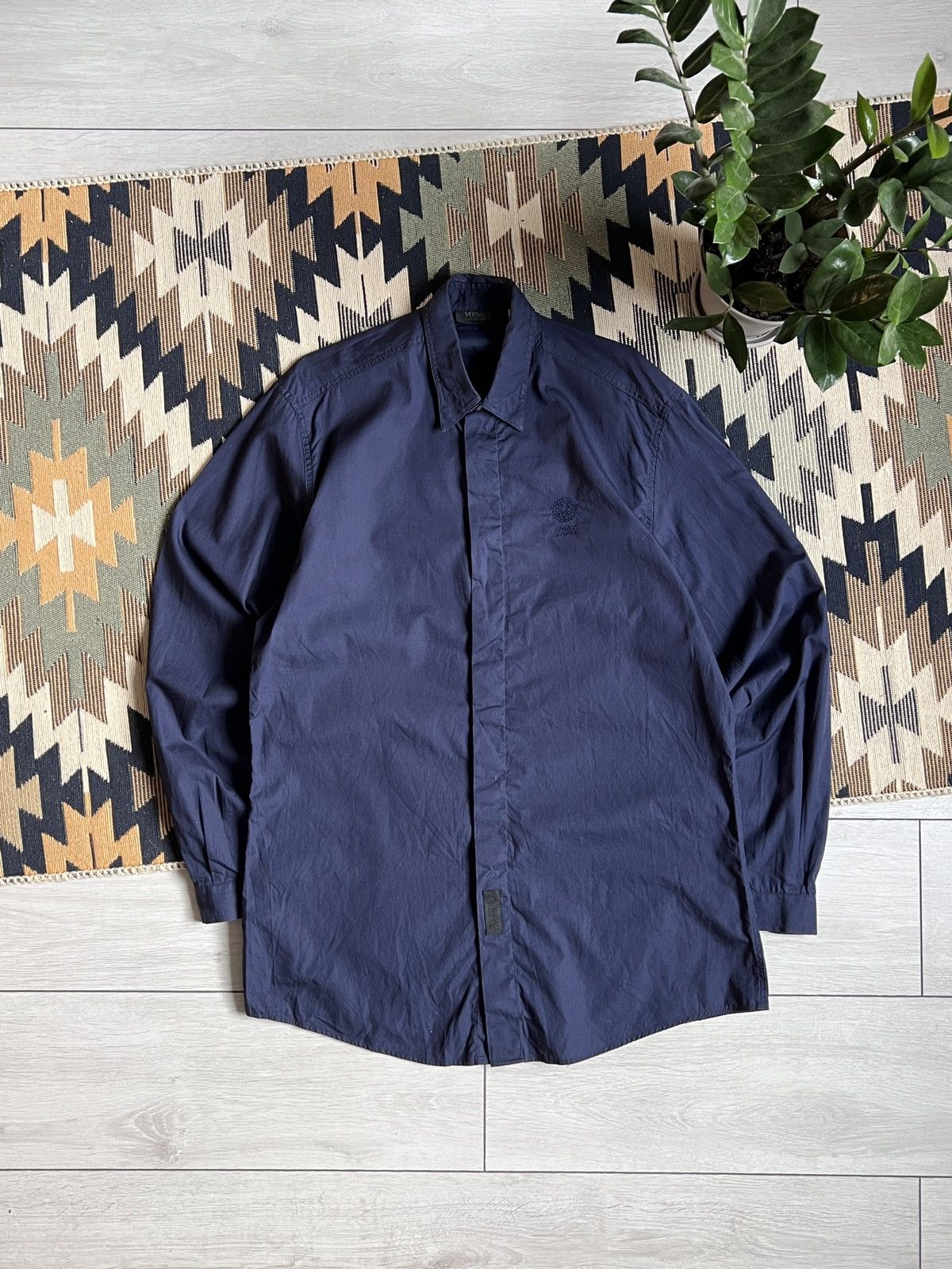 Versace × Vintage Vintage Versace Classic V2 Medusa Logo Shirt Size US M / EU 48-50 / 2 - 1 Thumbnail