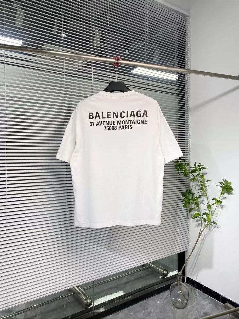 Balenciaga Short Sleeve T-Shirt with Front and Back Letter
