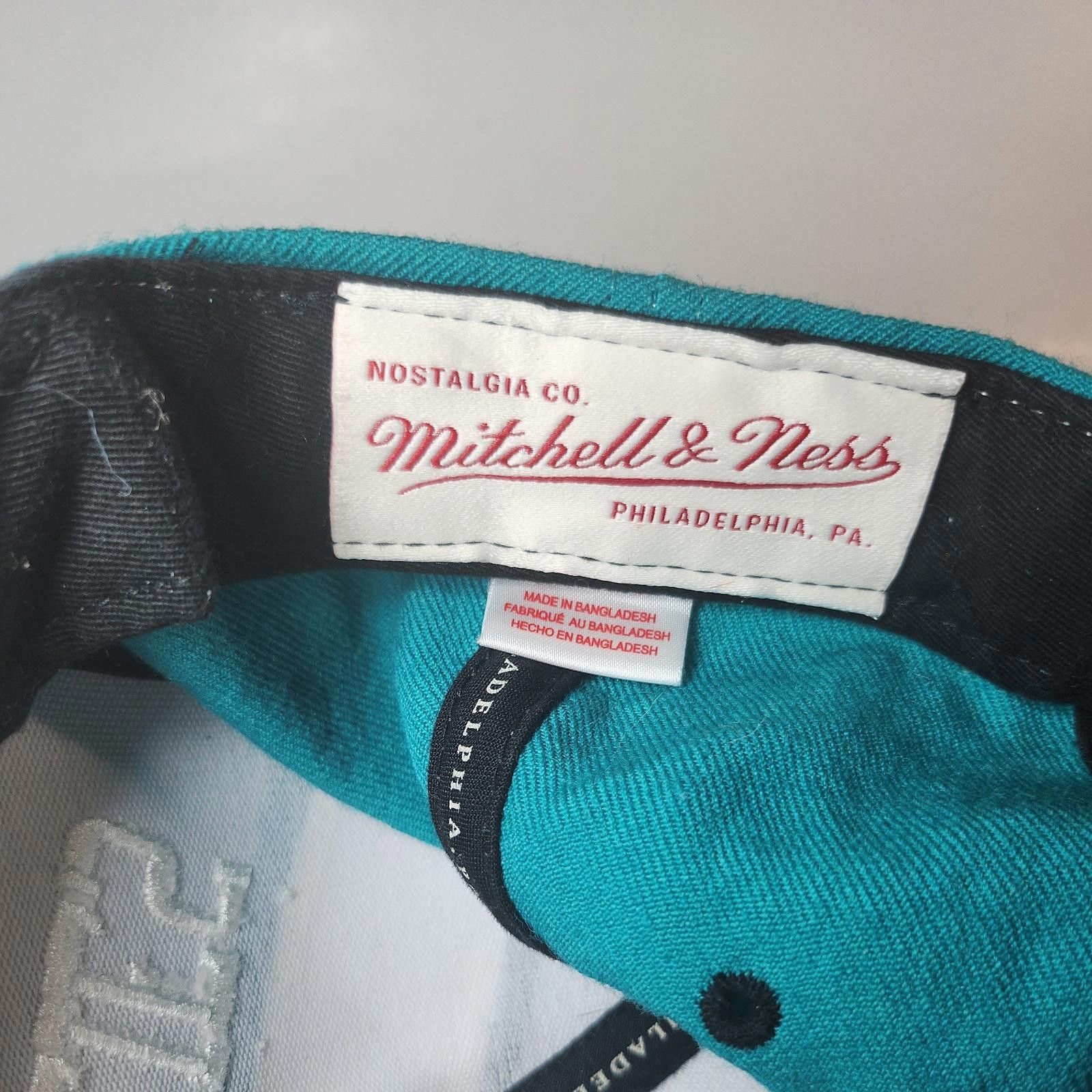 Mitchell & Ness GRIZZLIES VINTAGE Mitchell & Ness NBA Vancouver Classic Y2K Size ONE SIZE - 8 Thumbnail