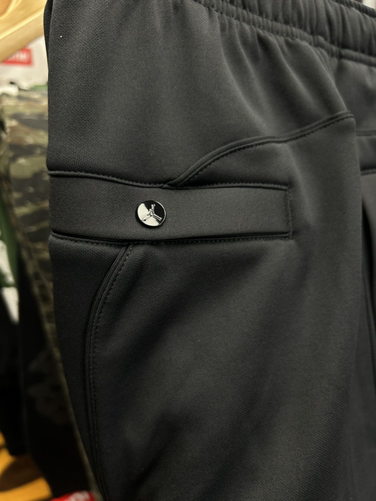 Jordan Brand × Nike × Supreme Supreme x Jordan Tricot Track Pants Size US 32 / EU 48 - 7 Thumbnail