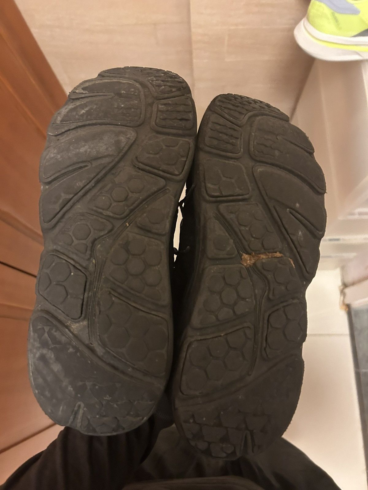 Engineered Garments × Hoka Hoka x Engineered garments bondi Size US 10.5 / EU 43-44 - 3 Thumbnail