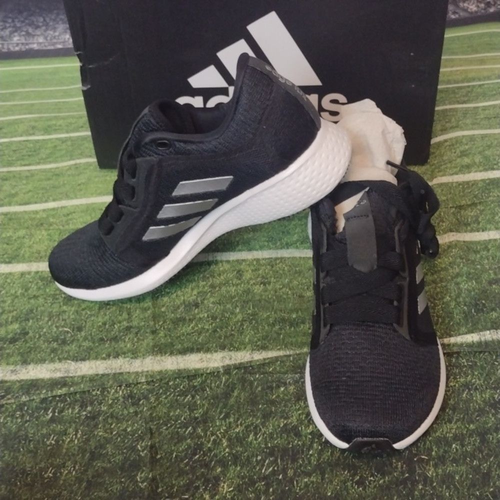 Adidas Adidas edge luxe 4 black white shoes size 6 Size US 6 / IT 36 - 5 Thumbnail