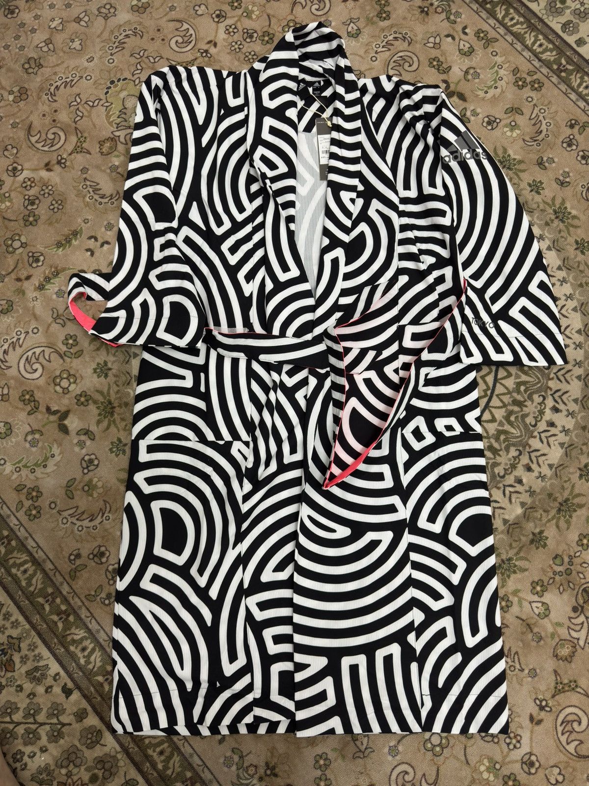 Adidas Adidas Women Tokyo Pack Yukata Kimono Jacket Shirt Size ONE SIZE - 1 Thumbnail