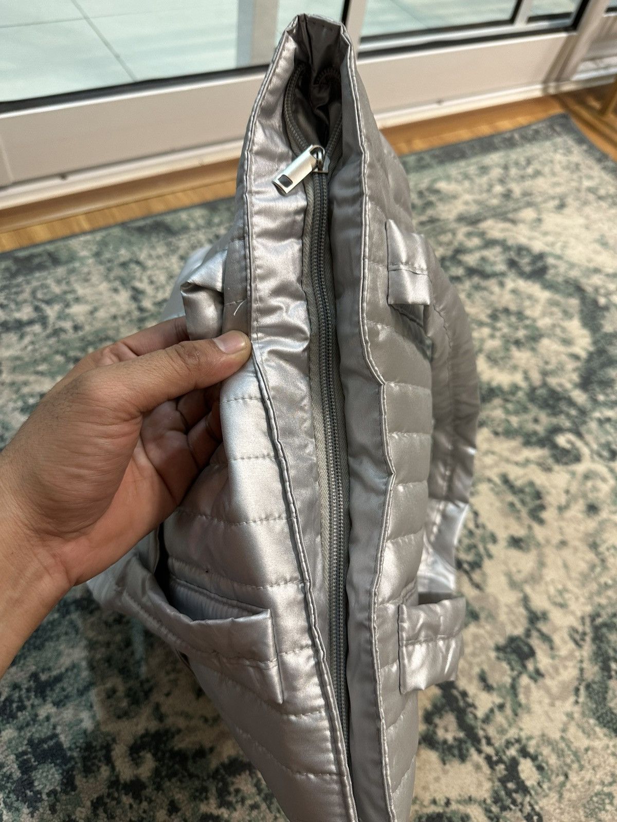 Issey Miyake Plantation By Issey Miyake Silver Puffer Tote Bag Size ONE SIZE - 14 Thumbnail