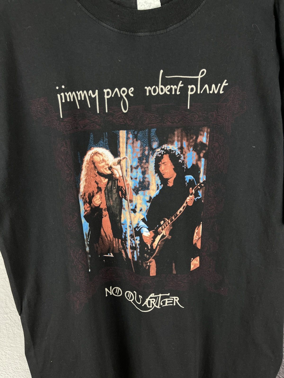 Band Tees Vintage Jimmy Page Robert Plant 1995 world tour no quarter Size US L / EU 52-54 / 3 - 5 Thumbnail