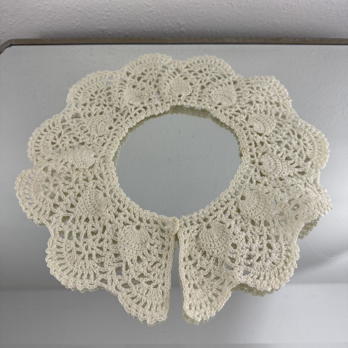Vintage Vintage Handmade Ivory Crochet Lace Victorian Doily Collar Size ONE SIZE - 2 Thumbnail