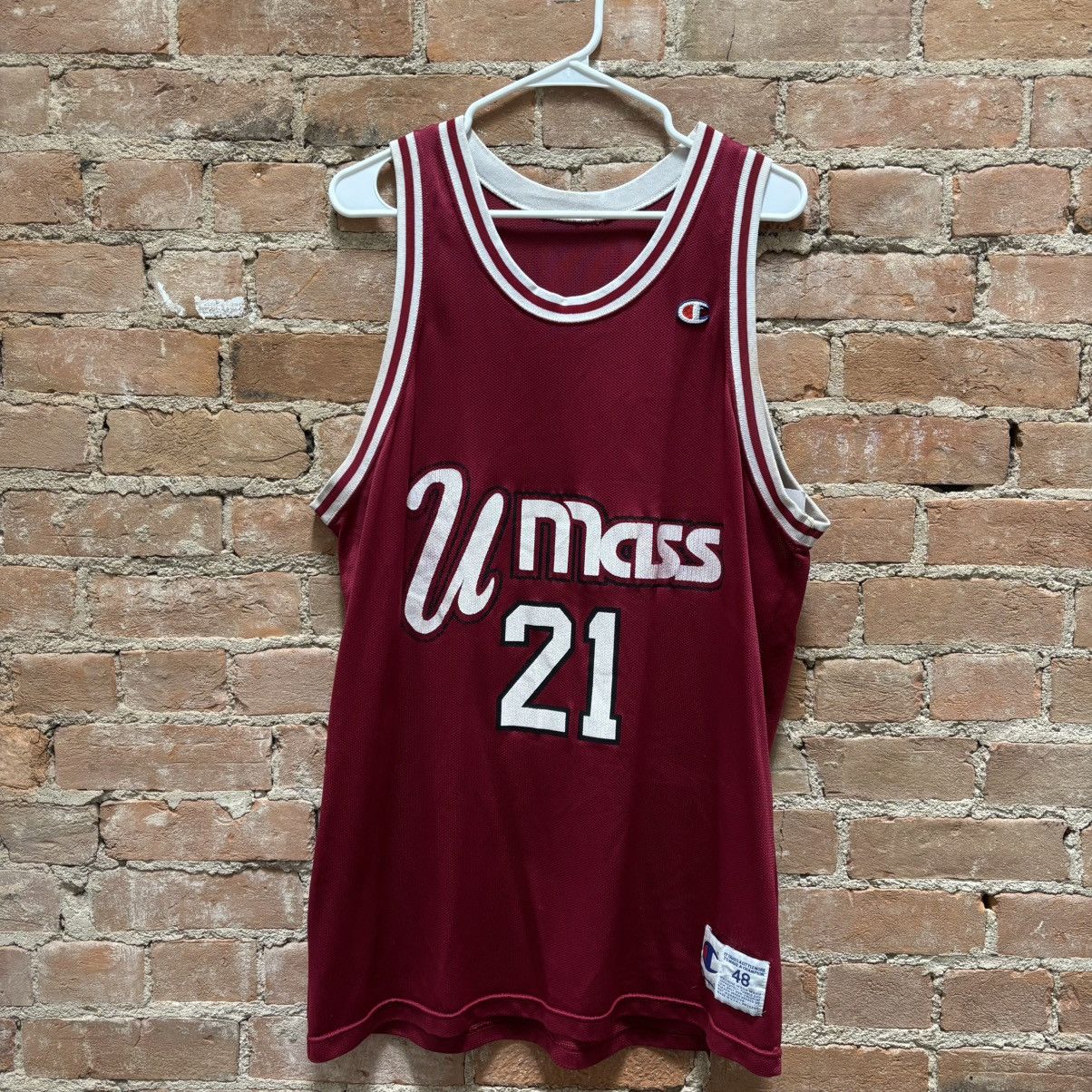 Champion × NCAA × Vintage 90s Marcus Camby University of Massachusetts Jersey Size US M / EU 48-50 / 2 - 1 Thumbnail