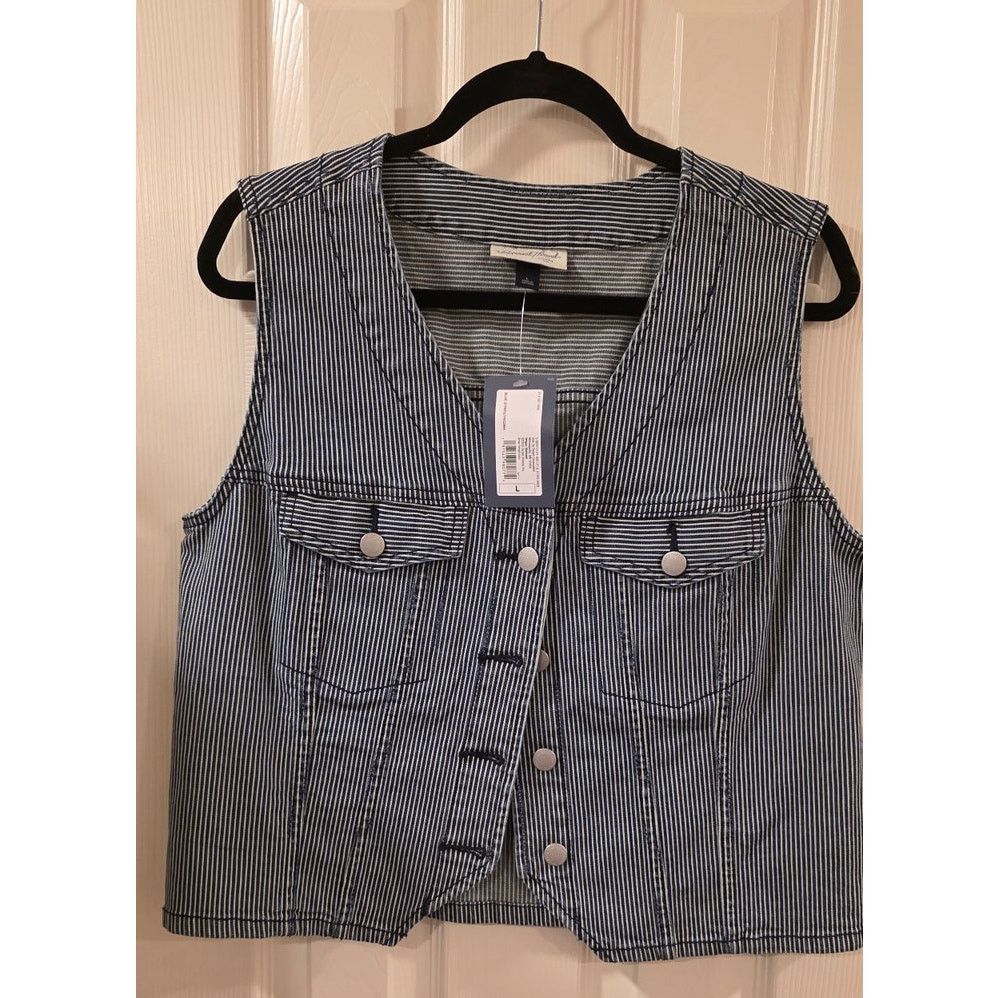 Other Universal Thread Striped Denim Vest Size L NWT Size L / US 10 / IT 46 - 3 Thumbnail