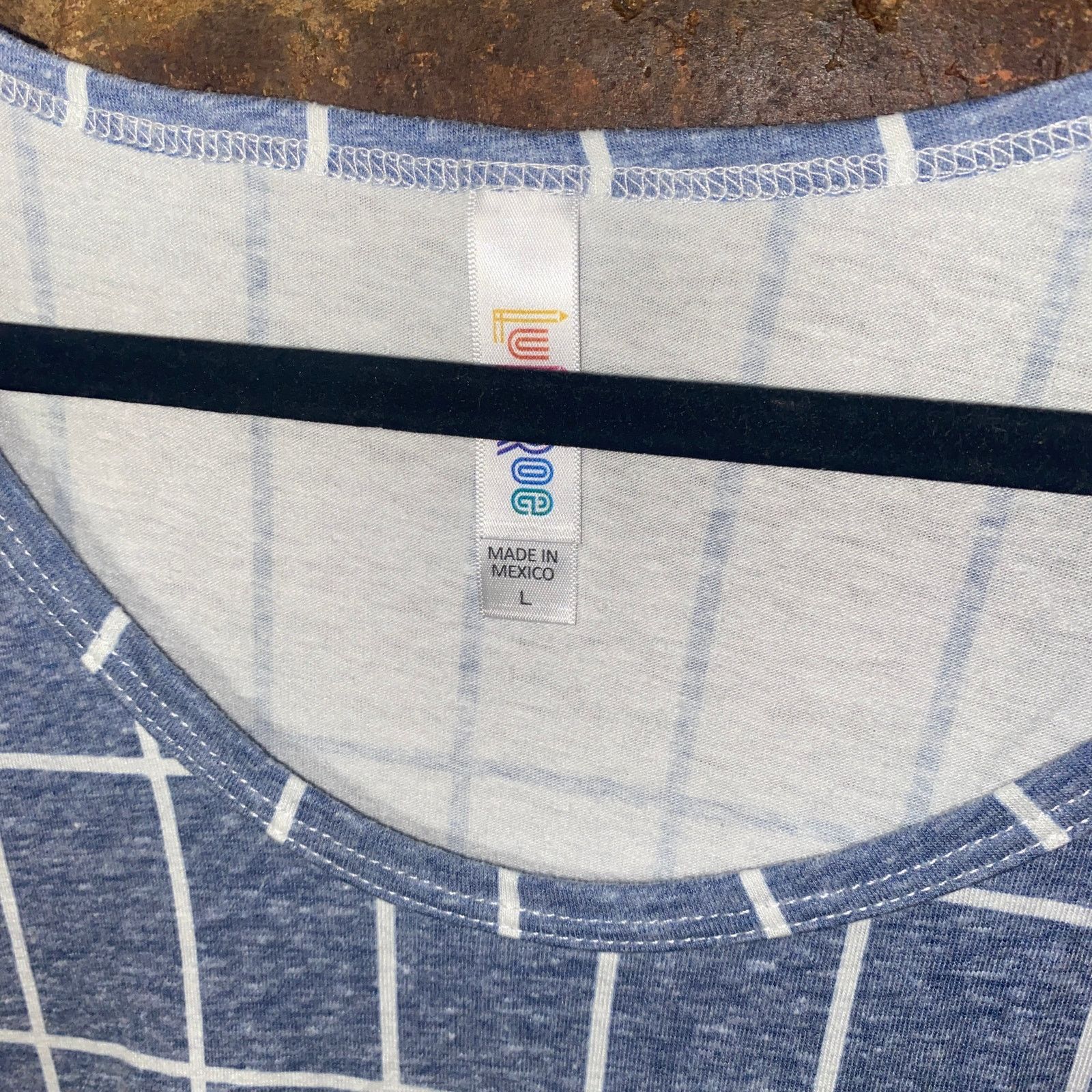 Other LulaRoe White Blue Windowpane Plaid Short Sleeve Top Large Size L / US 10 / IT 46 - 2 Thumbnail