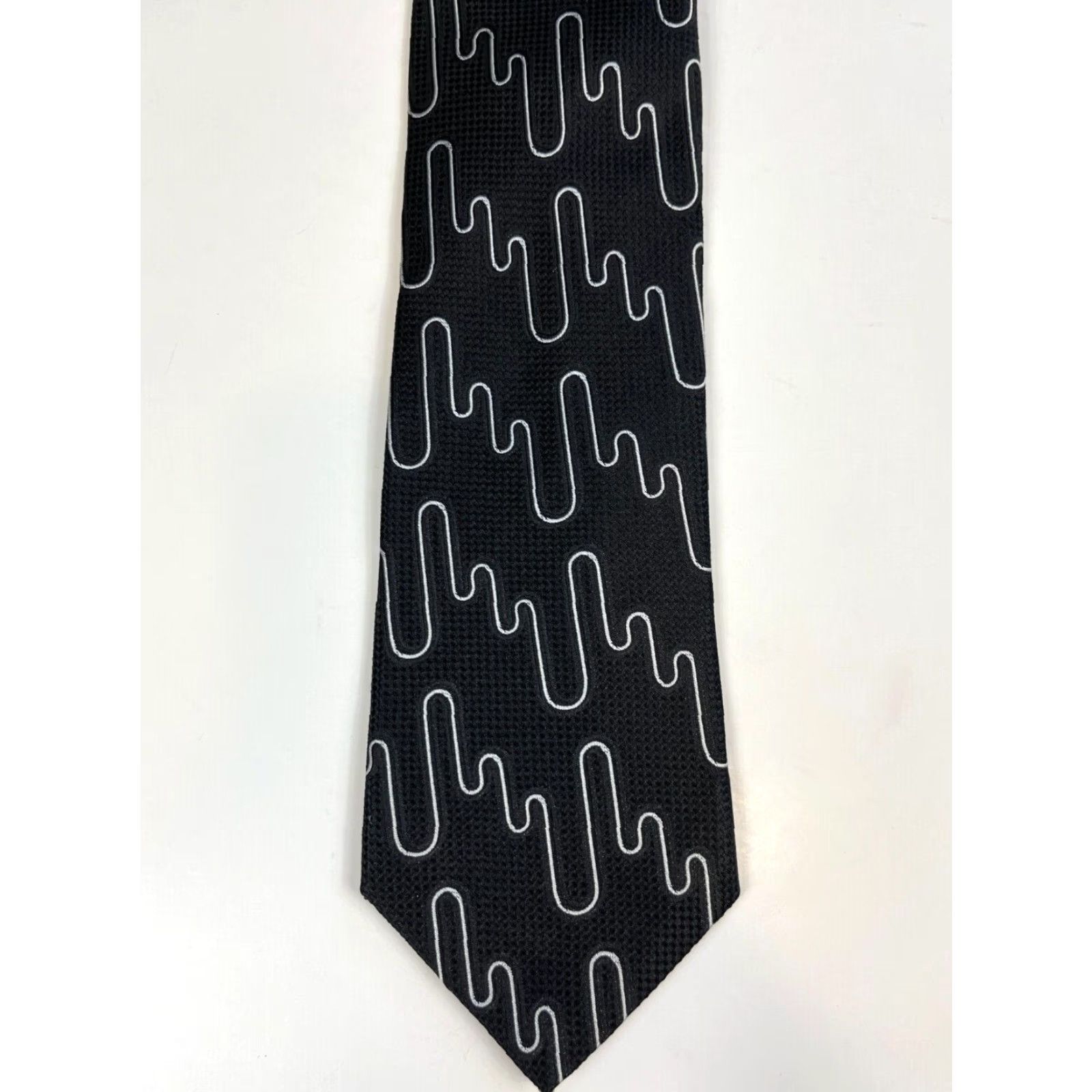 Robert Graham VINTAGE NWT Men's Robert Graham Luxury Silk Tie Abstract Made in USA Size ONE SIZE - 3 Thumbnail