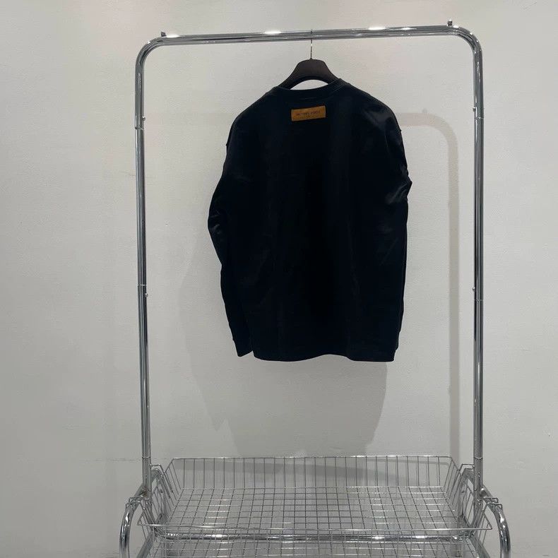 Louis Vuitton Louis Vuitton Black Rainbow Letter Long Sleeve Sweatshirt Size US L / EU 52-54 / 3 - 2 Thumbnail