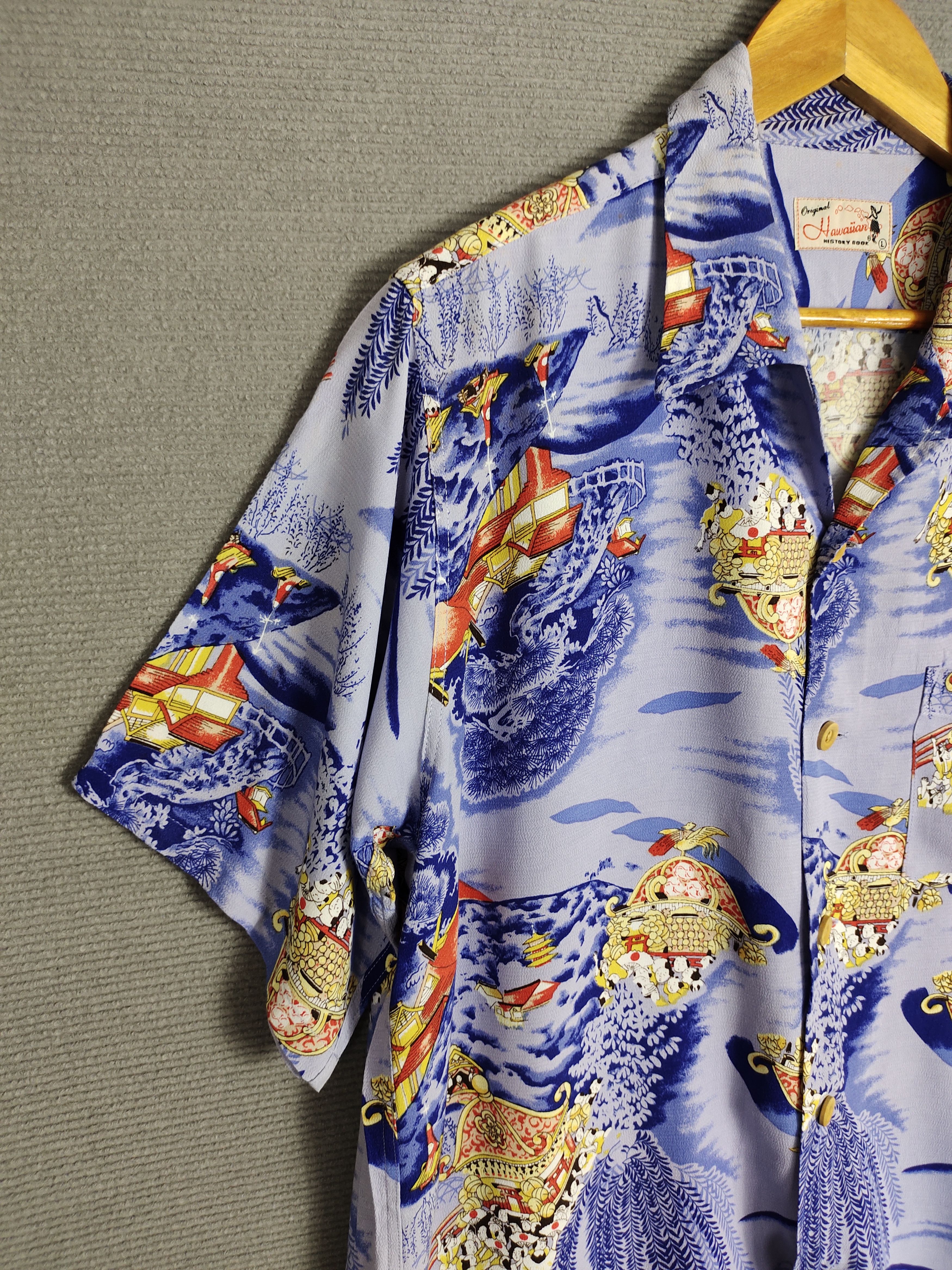 Vintage Japanese Hawaiian History Book Pagoda Rayon Crepe Shirt Size US L / EU 52-54 / 3 - 3 Thumbnail