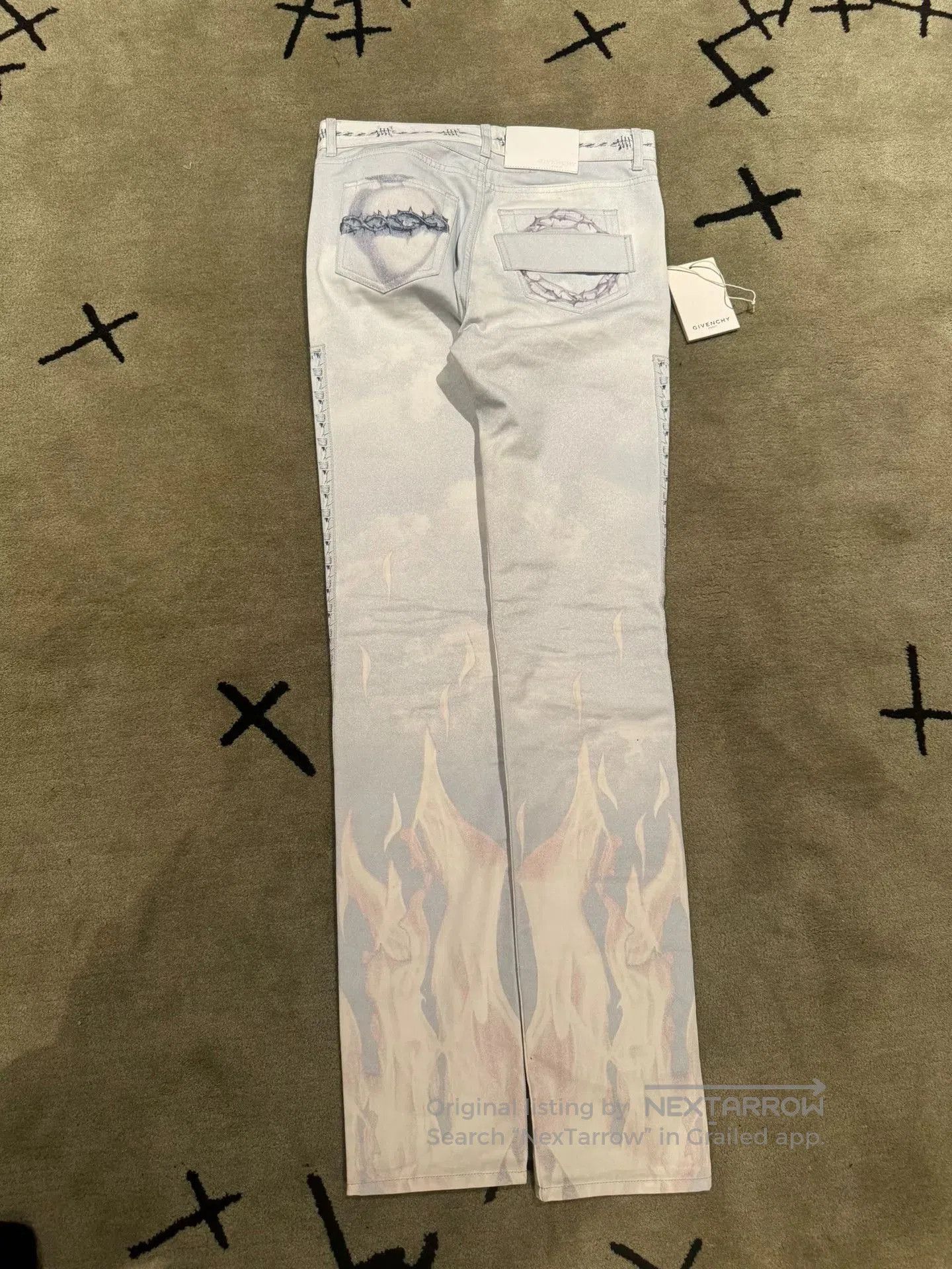 Givenchy givenchy paris jesus print denim pants. Size US 31 - 5 Thumbnail