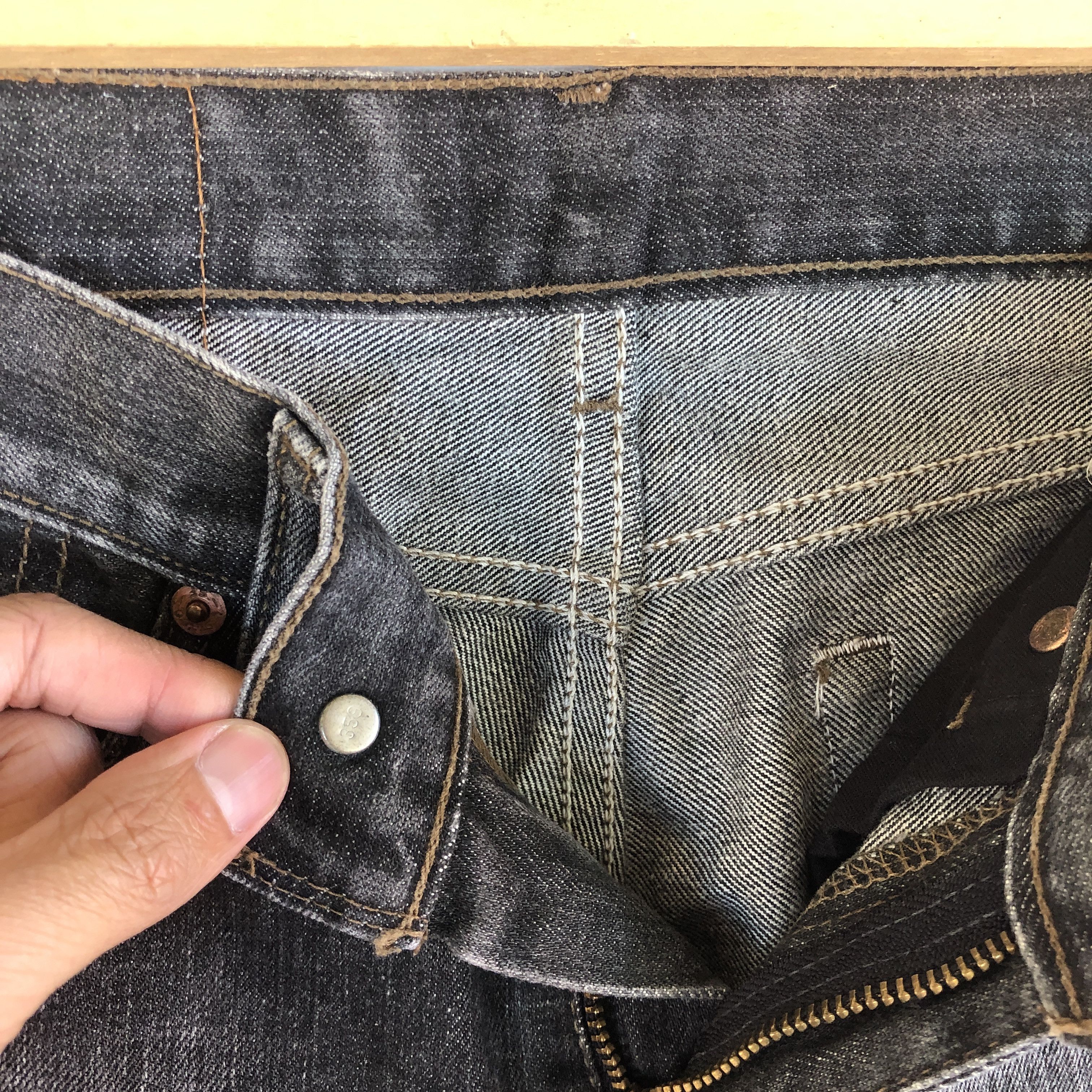 Levi's Boot Cut Levi's 526 Jeans Super Black Flare Levis 526 Denim Size 24" / US 00 / IT 34 - 6 Thumbnail
