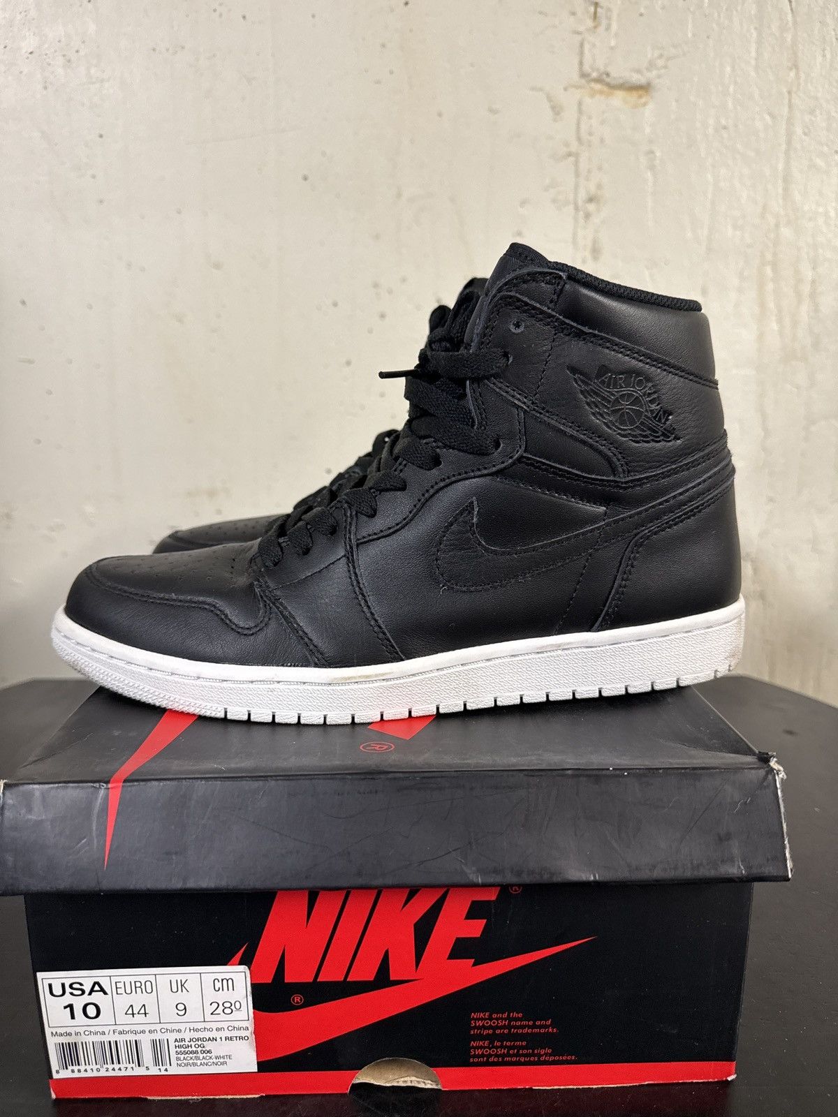 Jordan Brand × Nike Jordan 1 cyber Monday Size US 10 / EU 43 - 4 Thumbnail