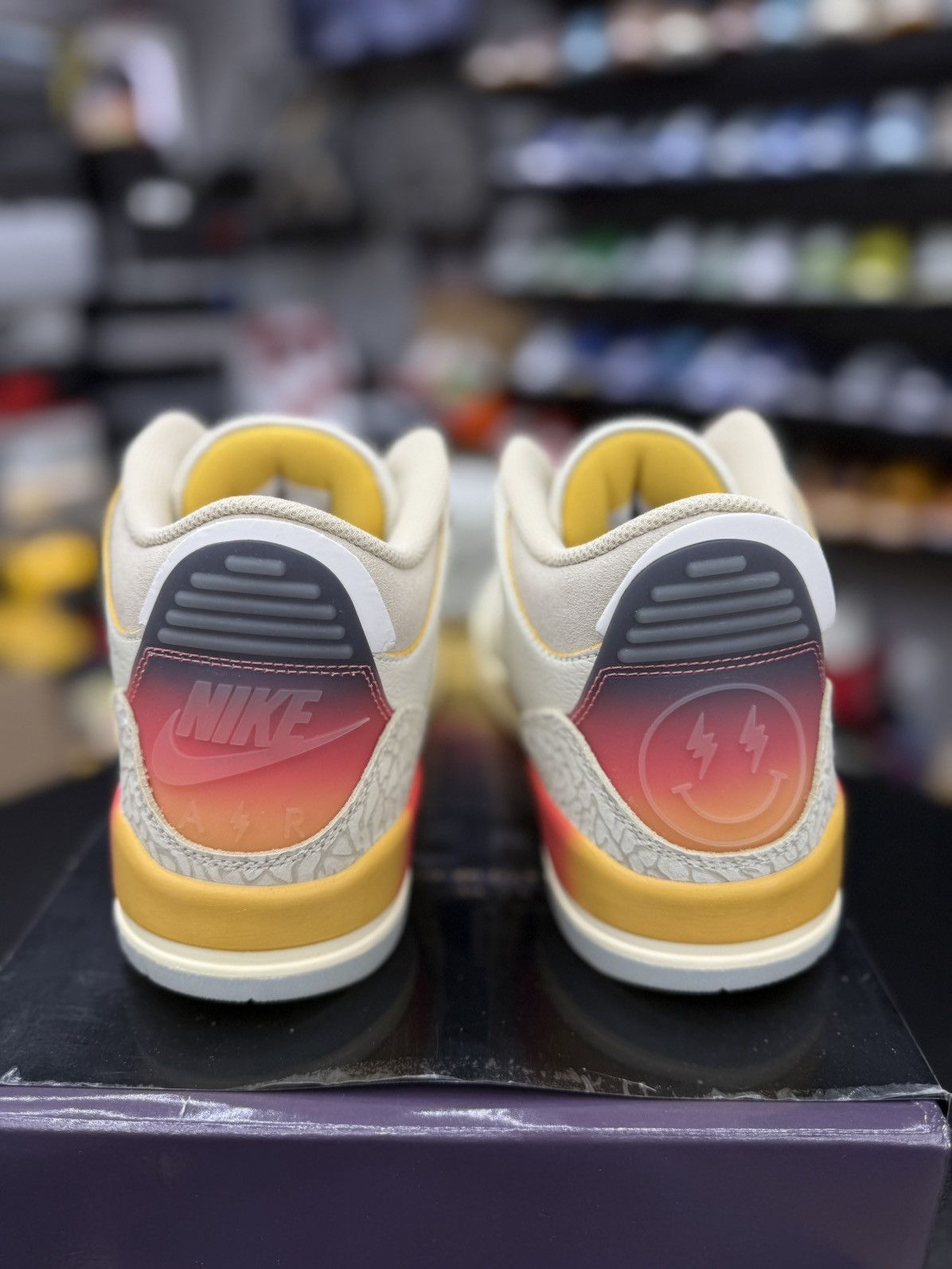 Jordan Brand Jordan 3 J Balvin Sunset (FN0344-901) Size 10 (NEW) Size US 10 / EU 43 - 11 Thumbnail