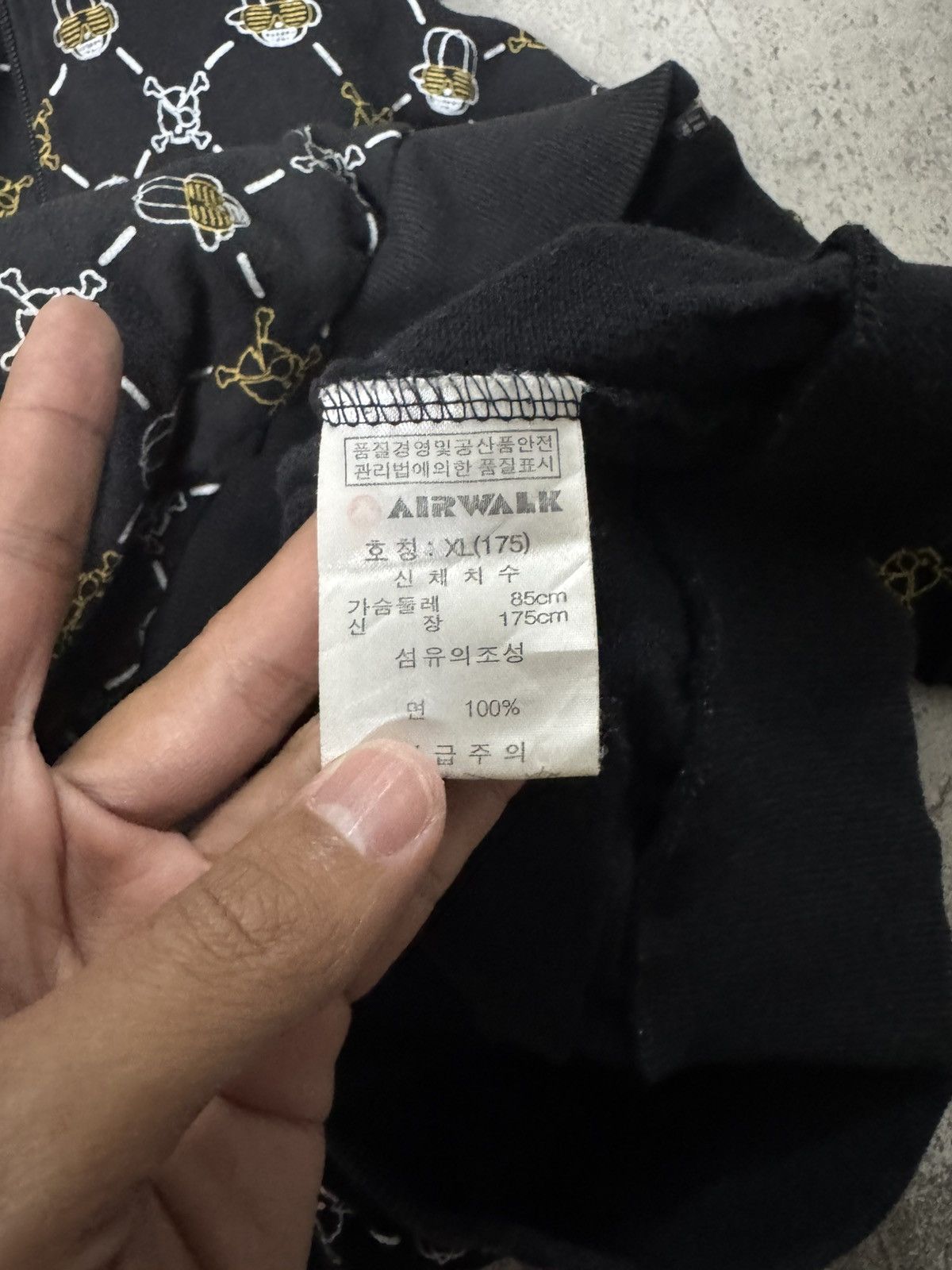 Japanese Brand JAPANESE STYLE WITH KANYE WEST LOGO LIKE LGB STYLE Size US L / EU 52-54 / 3 - 9 Thumbnail