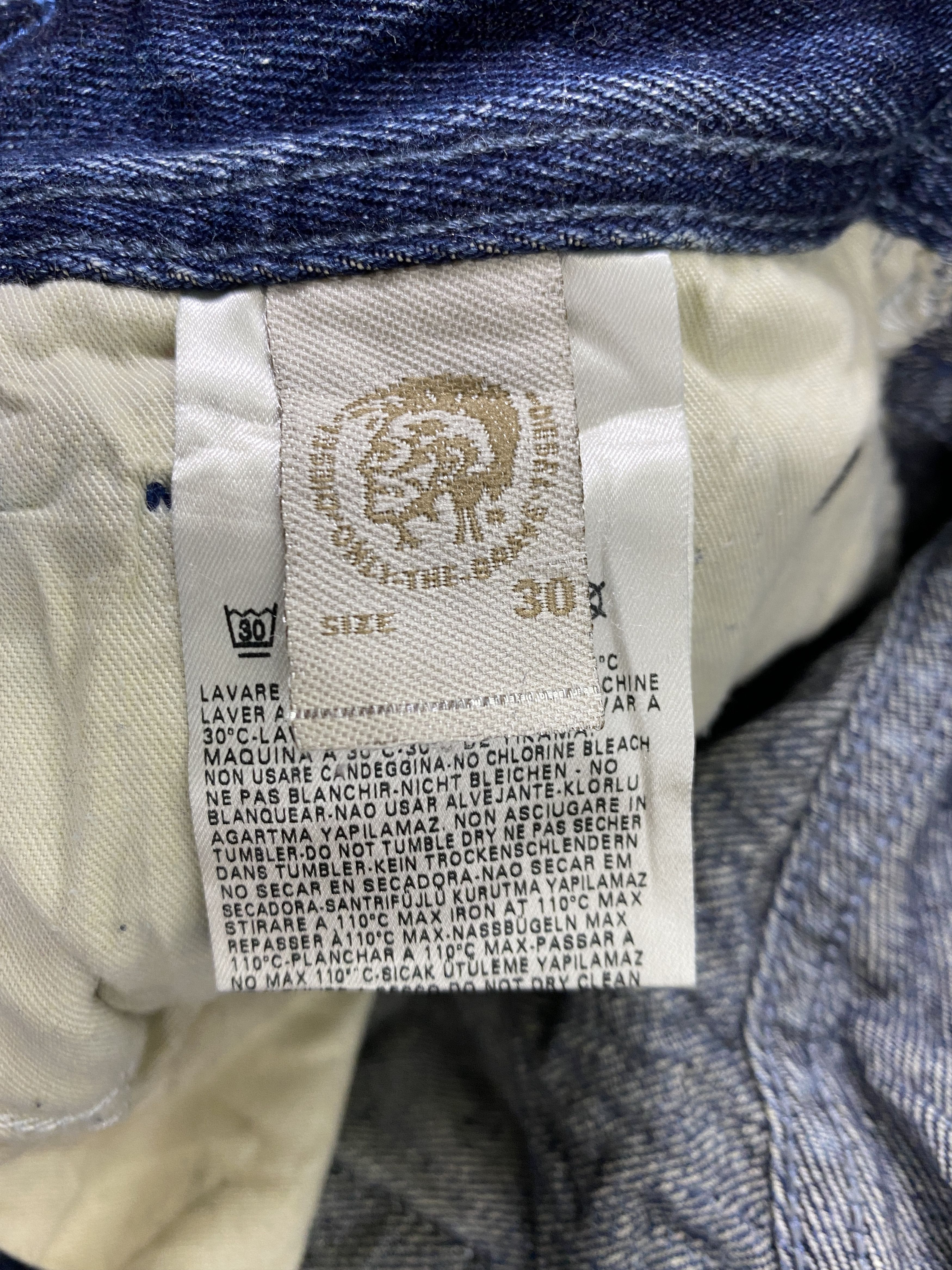 Diesel Vintage Diesel Distressed Blue Jeans 31x32- JN3814 Size US 31 - 9 Thumbnail
